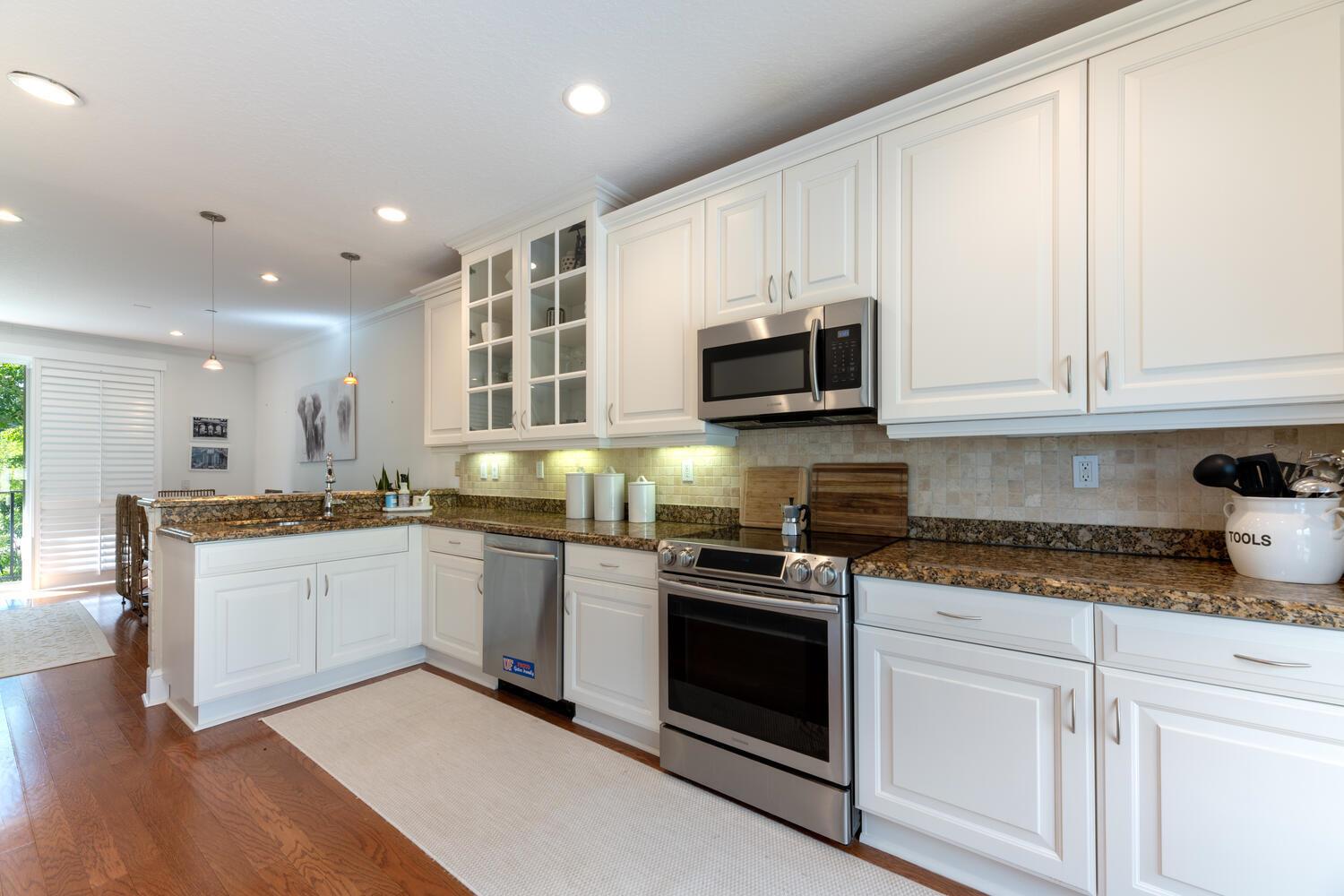 Image to showcase the property located at 475 Juno Dunes Way