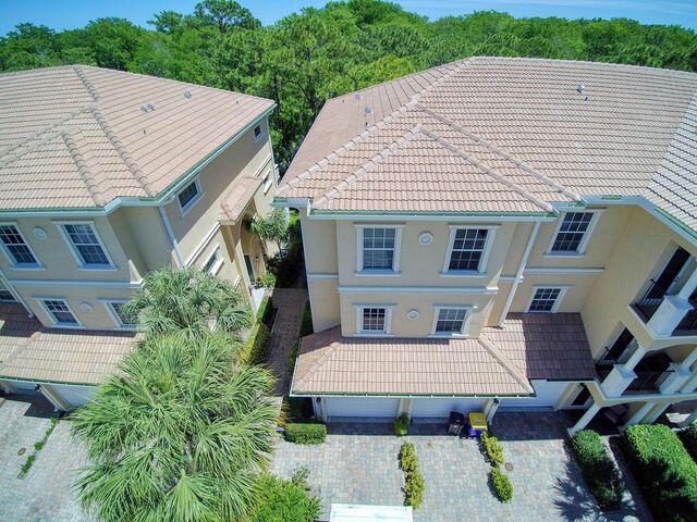 12647 Old Cypress Drive Unit 902, Hobe Sound, Florida 33455
