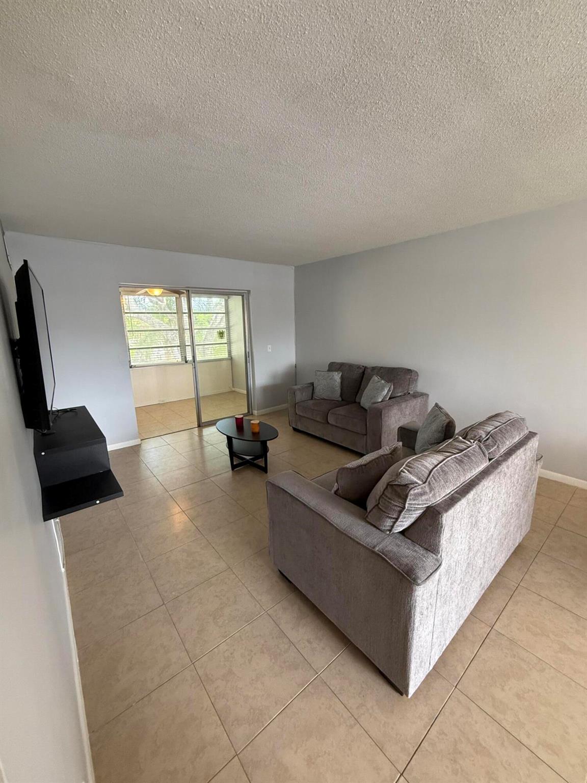Homes for sale in Boynton Beach, FL | 2213 Ne Ne 1St Court #203, Boynton Beach, FL 33435 | MLS# R11088040