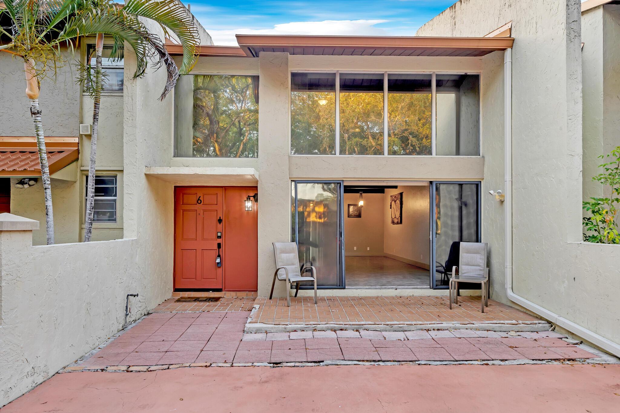 8751 Gatehouse Road Unit 6, Plantation, Florida 33324