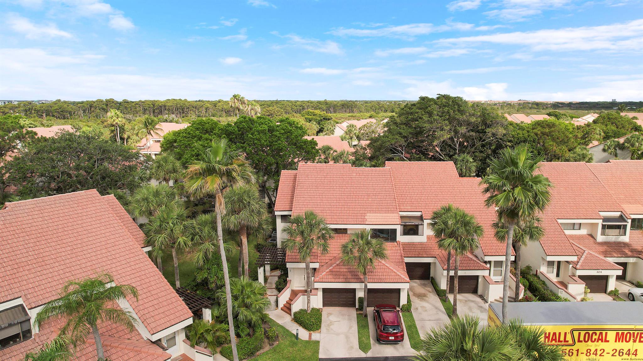 Image to showcase the property located at 101 Sea Oats Drive E
