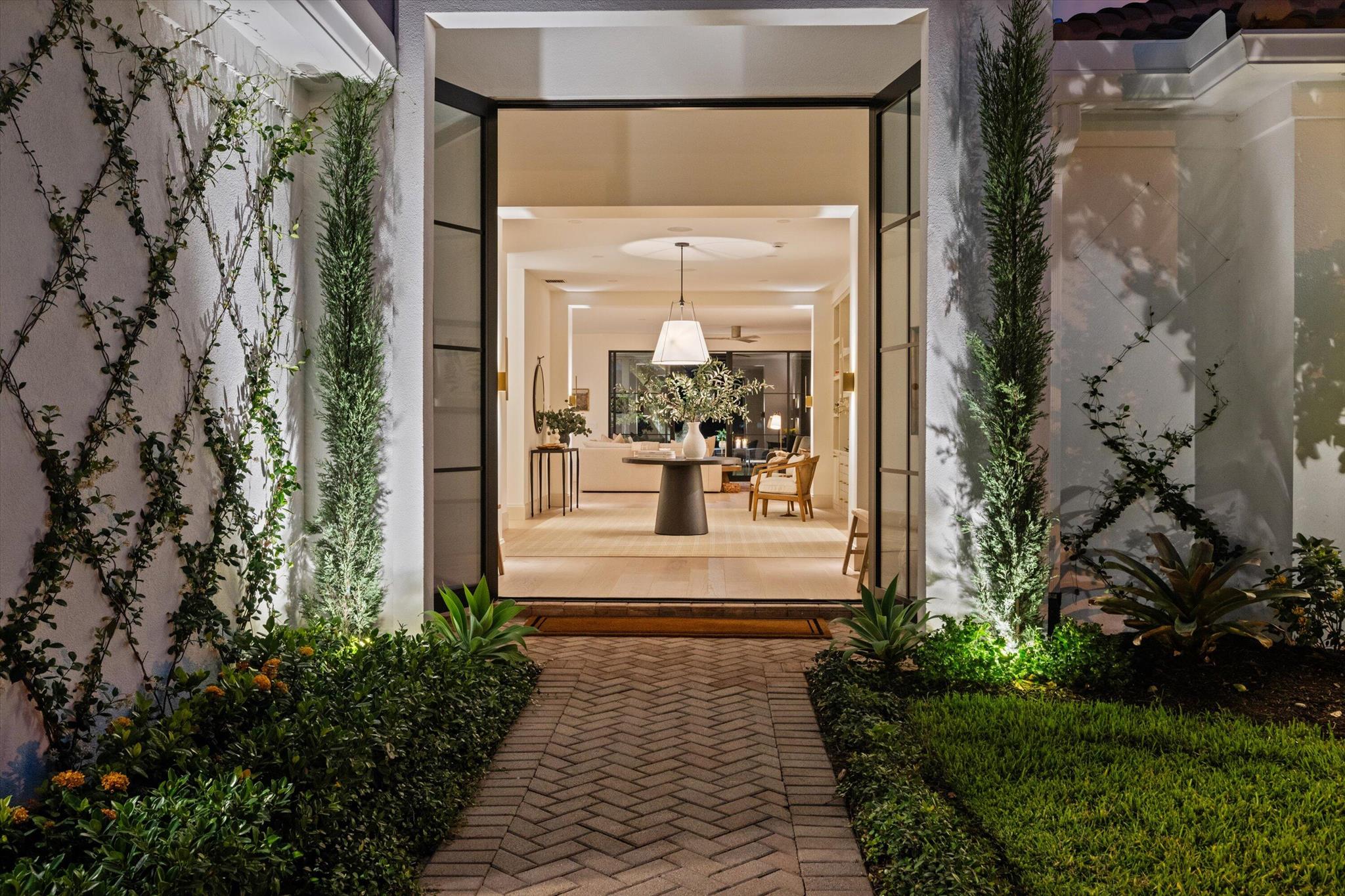 1785 Flagler Manor Circle, West Palm Beach, Florida 33411