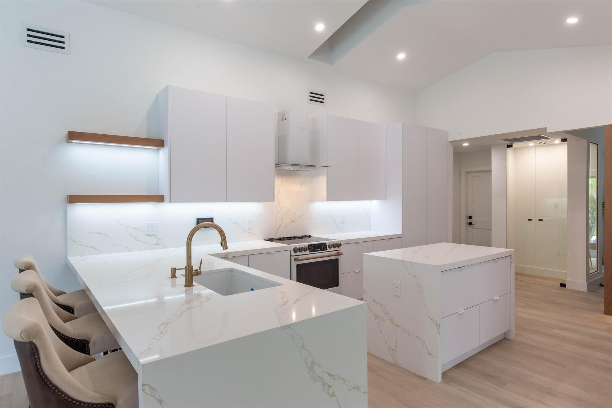 2184 Appaloosa Trail, Wellington, Florida 33414