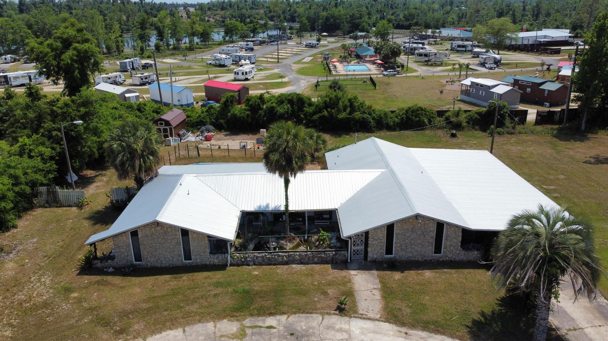 Photo 0 of home located at 4832 Flynt Drive, Marianna FL
