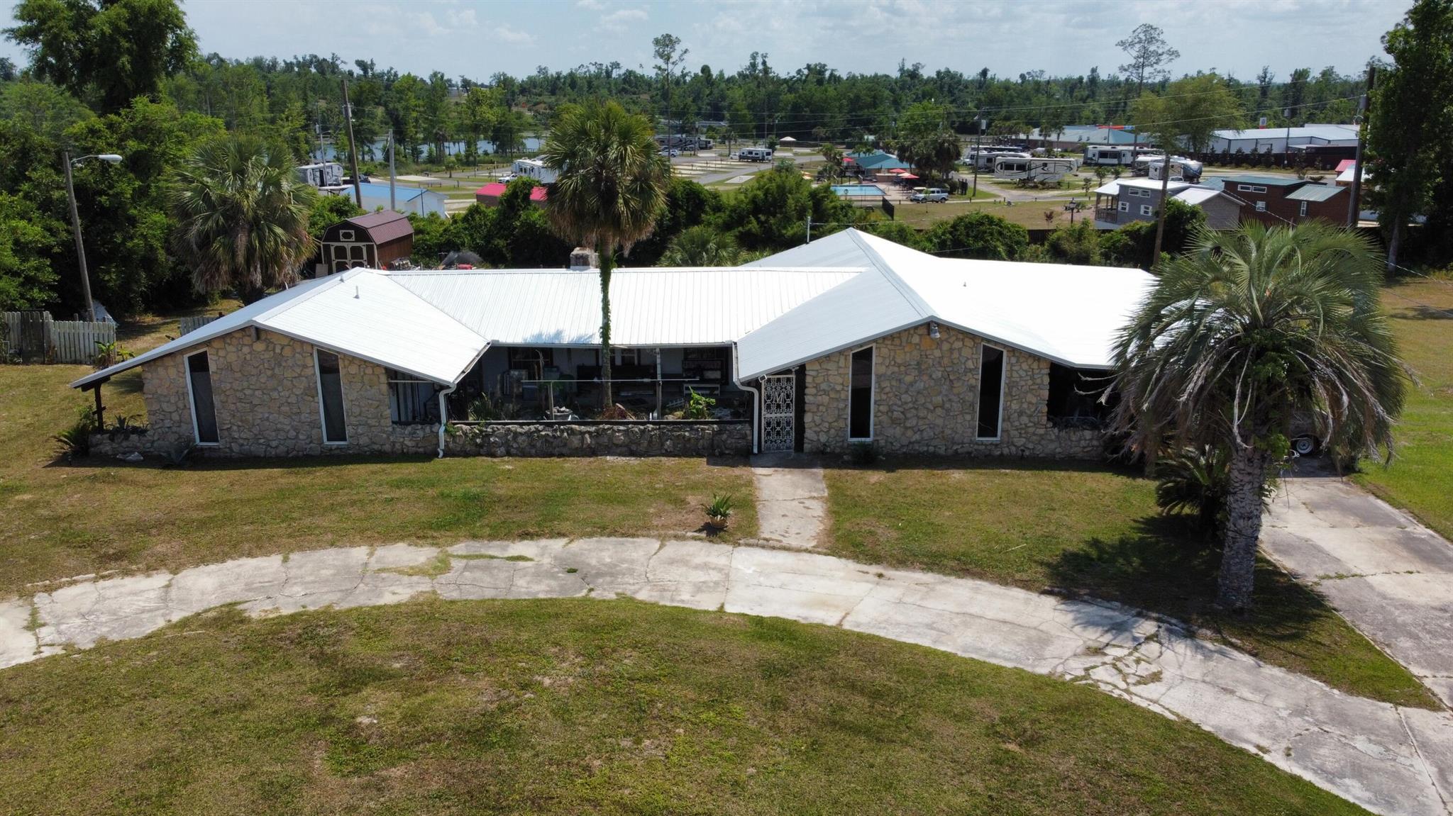Photo 1 of home located at 4832 Flynt Drive, Marianna FL