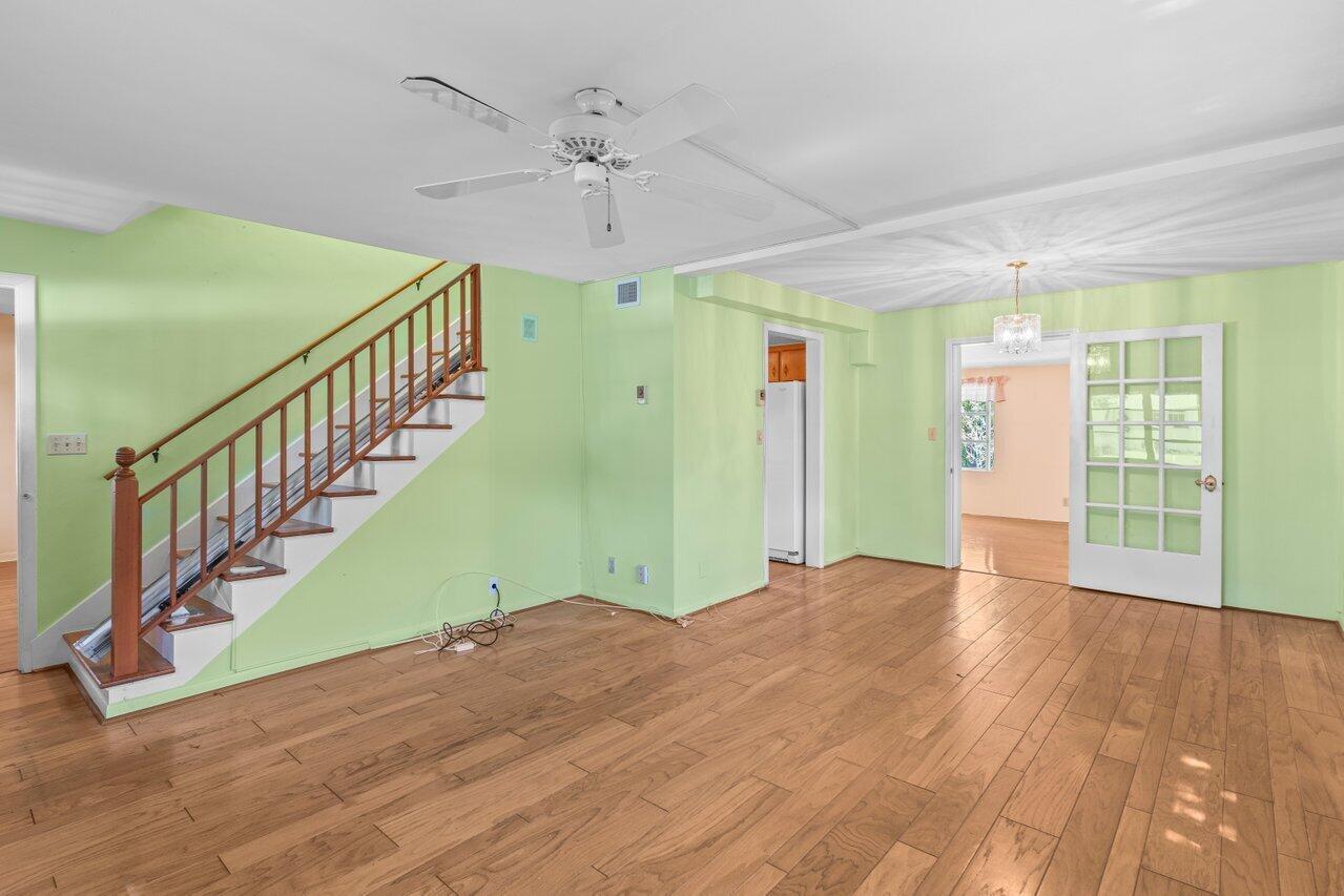 Image to showcase the property located at 7 Willow Road