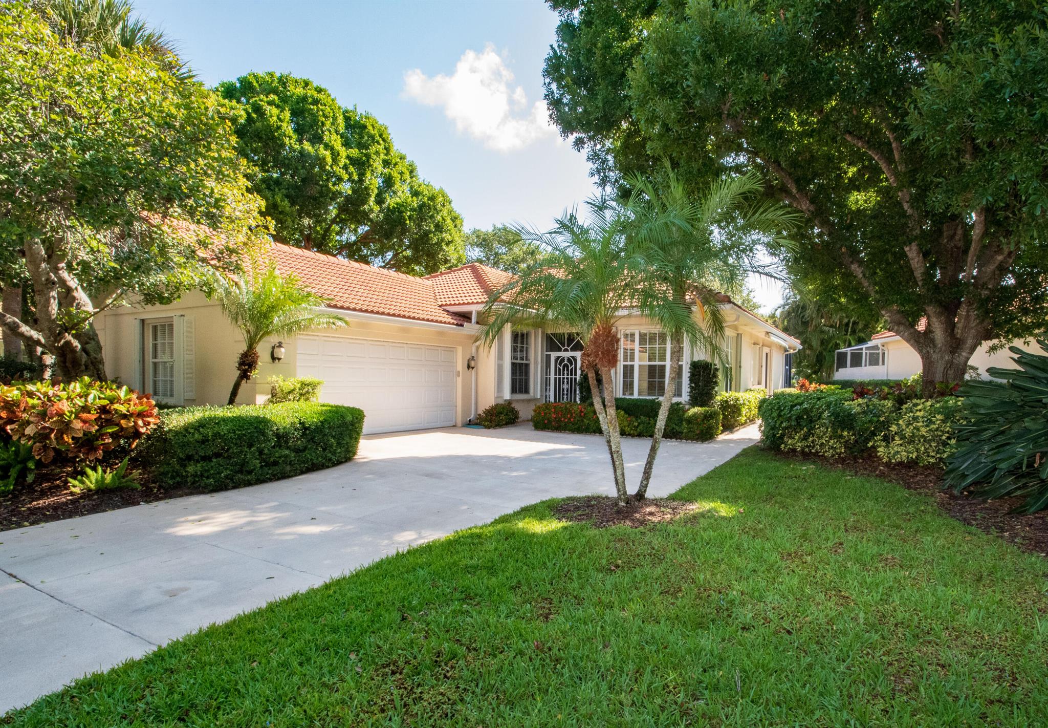 705 Blakely Court, Palm Beach Gardens, Florida 33410