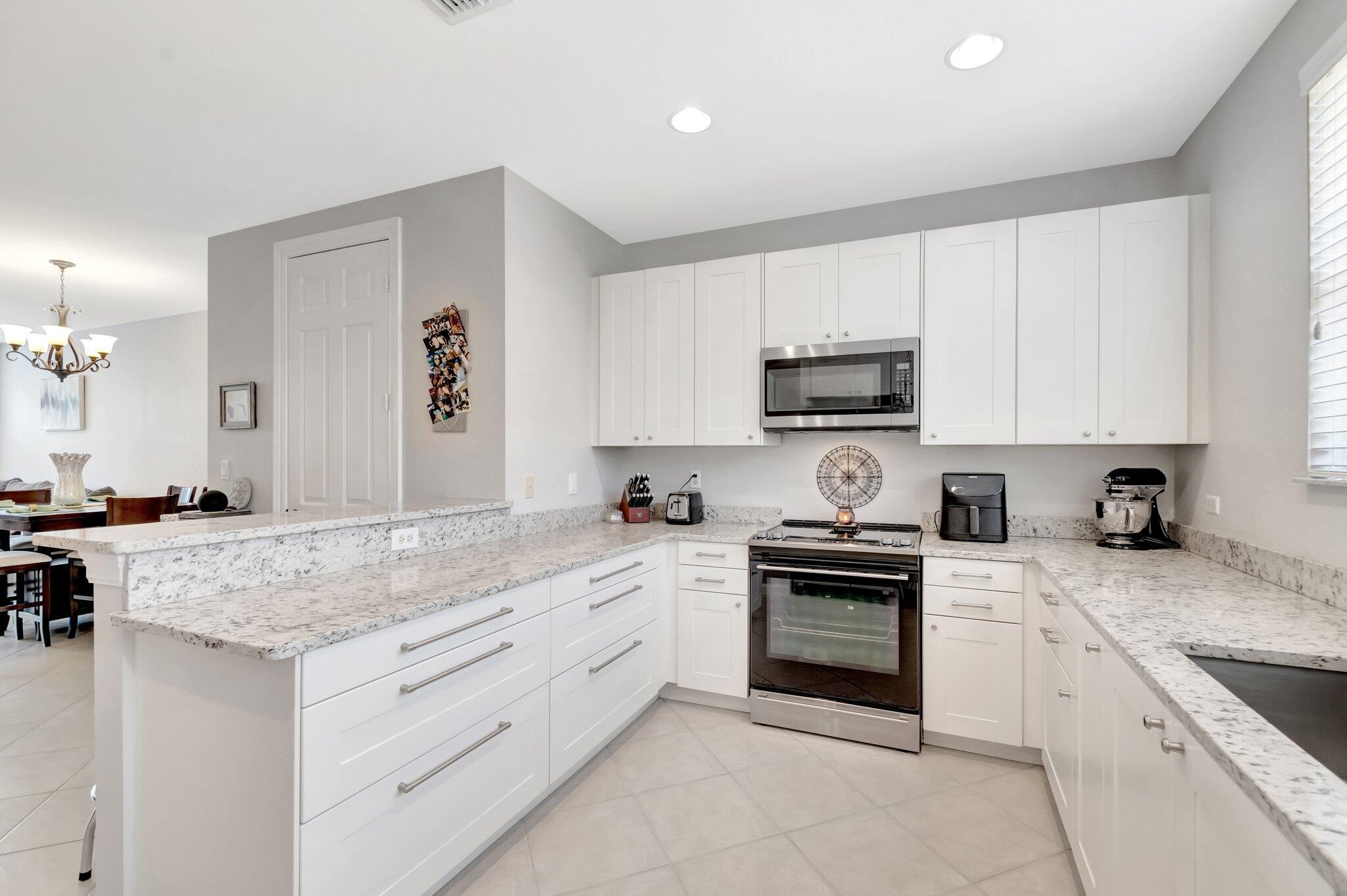 609 Amador Lane Unit 4, West Palm Beach, Florida 33401