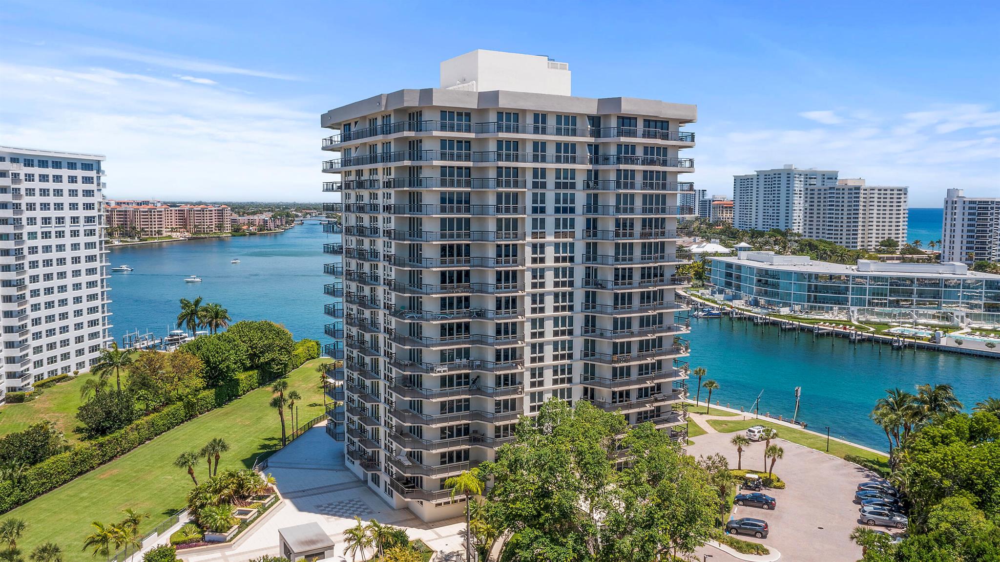 Condo for Sale in Boca Raton, FL