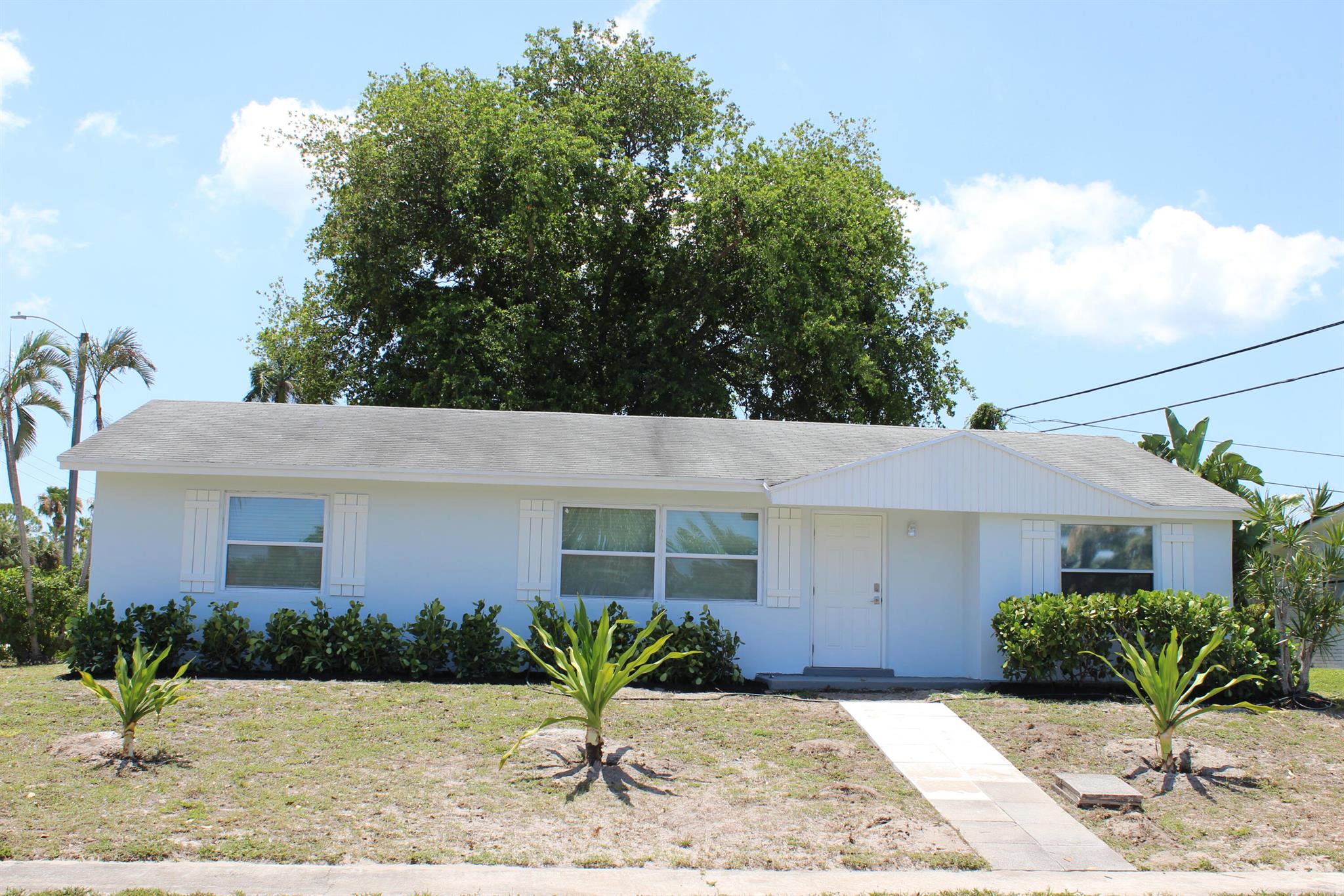 12015 Colony Avenue, Palm Beach Gardens, Florida 33410