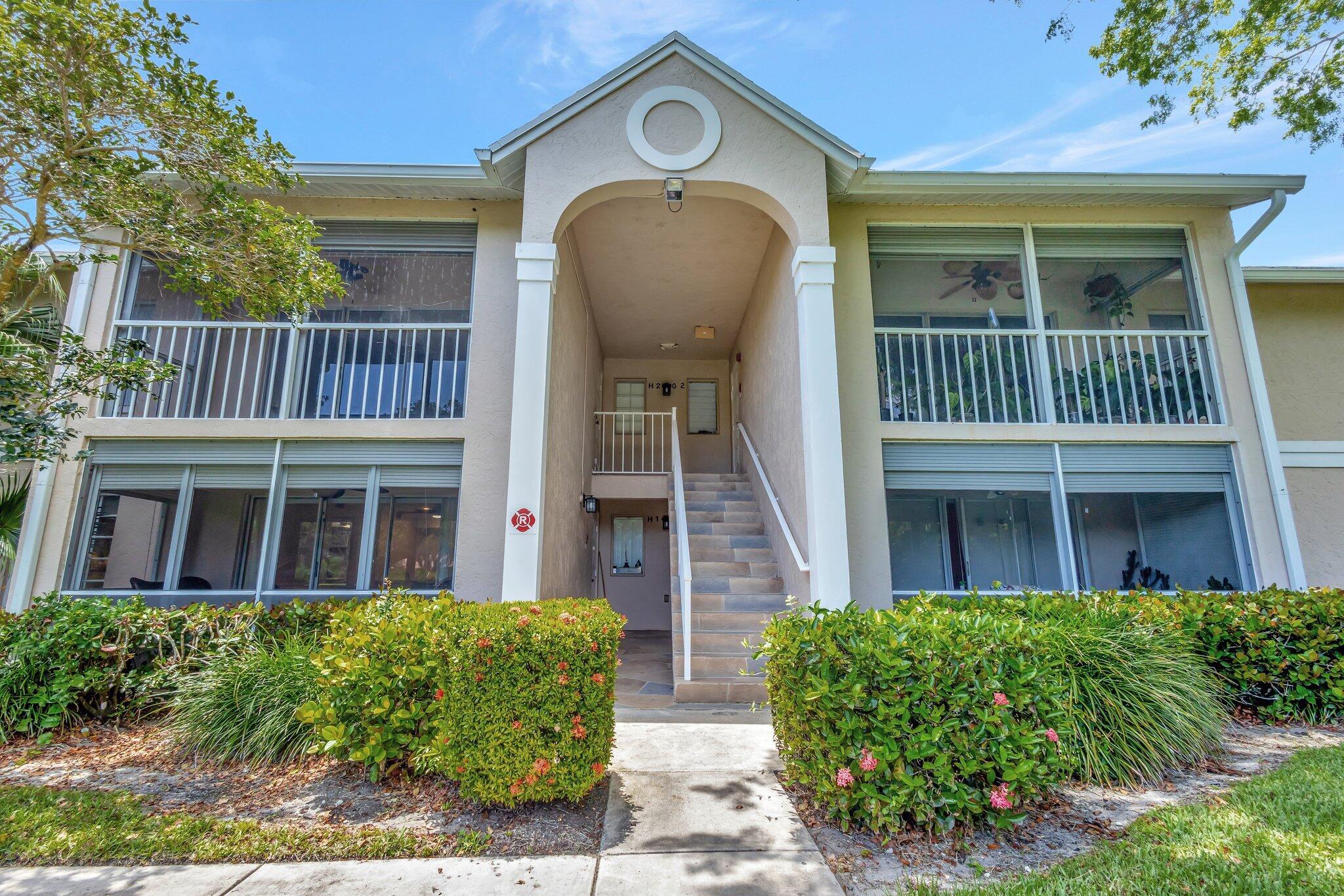 13811 Oneida Drive Unit H1, Delray Beach, Florida 33446