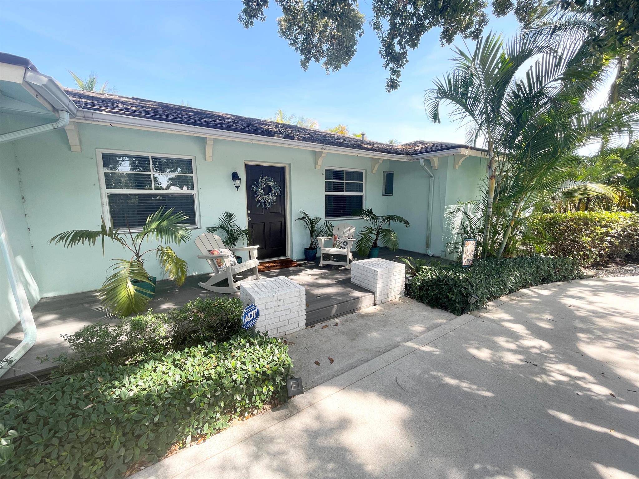 AMAZING LOCATION IN THE SOUGHT-AFTER, QUAINT VILLAGE OF TEQUESTA! Trendy community with boutique shopping, restaurants and entertainment all within walking distance. Tree-lined streets, tranquil environment, A-Rated schools and NO HOA! Only minutes to the Jupiter Inlet and pristine beaches, waterfront dining and world-class golf. This 3BR/3BA CBS home has an open living space, a large kitchen with all brand-new stainless-steel appliances, new impact windows throughout, a new front deck and new white fence, brand-new A/C, and a large screened-in lanai and tropical pool area for entertaining. Enjoy your morning coffee or evening cocktail by your sparkling pool and entertain friends and family in your private oasis in your new hometown of Tequesta - THE BEST PLACE IN ALL OF FLORIDA!