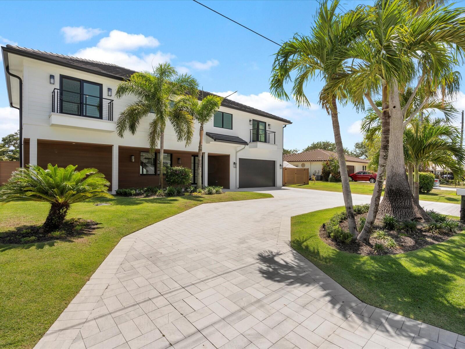 Image to showcase the property located at 8 Leeward Circle
