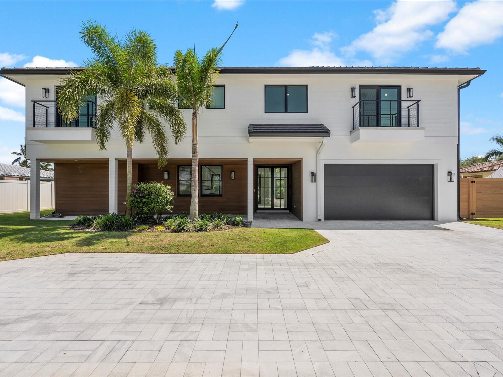 Image to showcase the property located at 8 Leeward Circle
