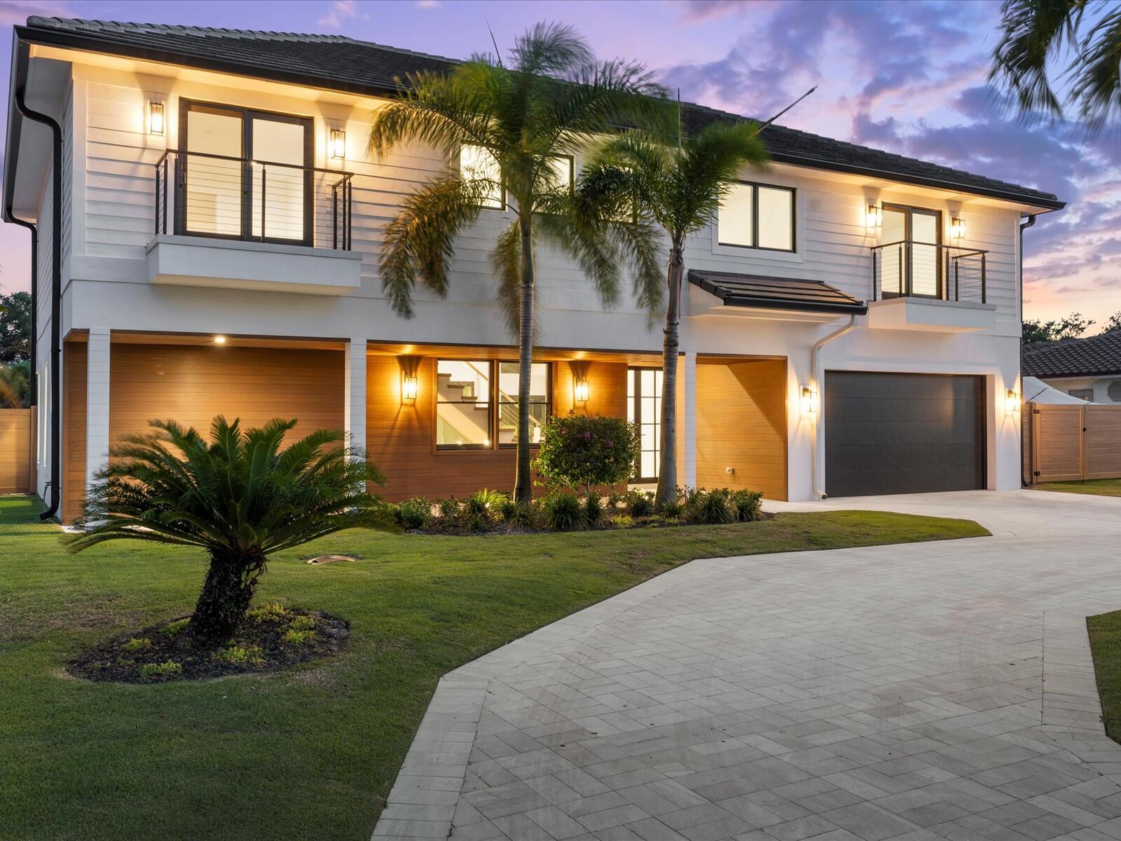 Image to showcase the property located at 8 Leeward Circle