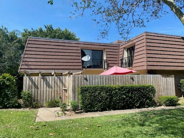 1518 15th Lane Unit , Palm Beach Gardens, Florida 33418