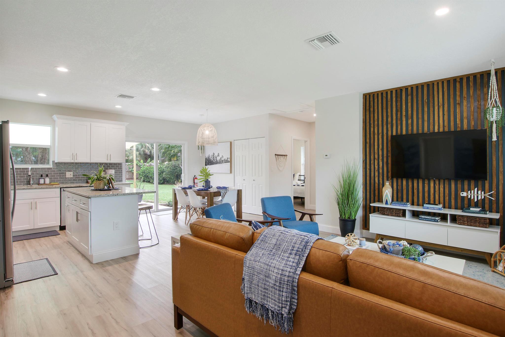 Image to showcase the property located at 2559 Conroy Drive