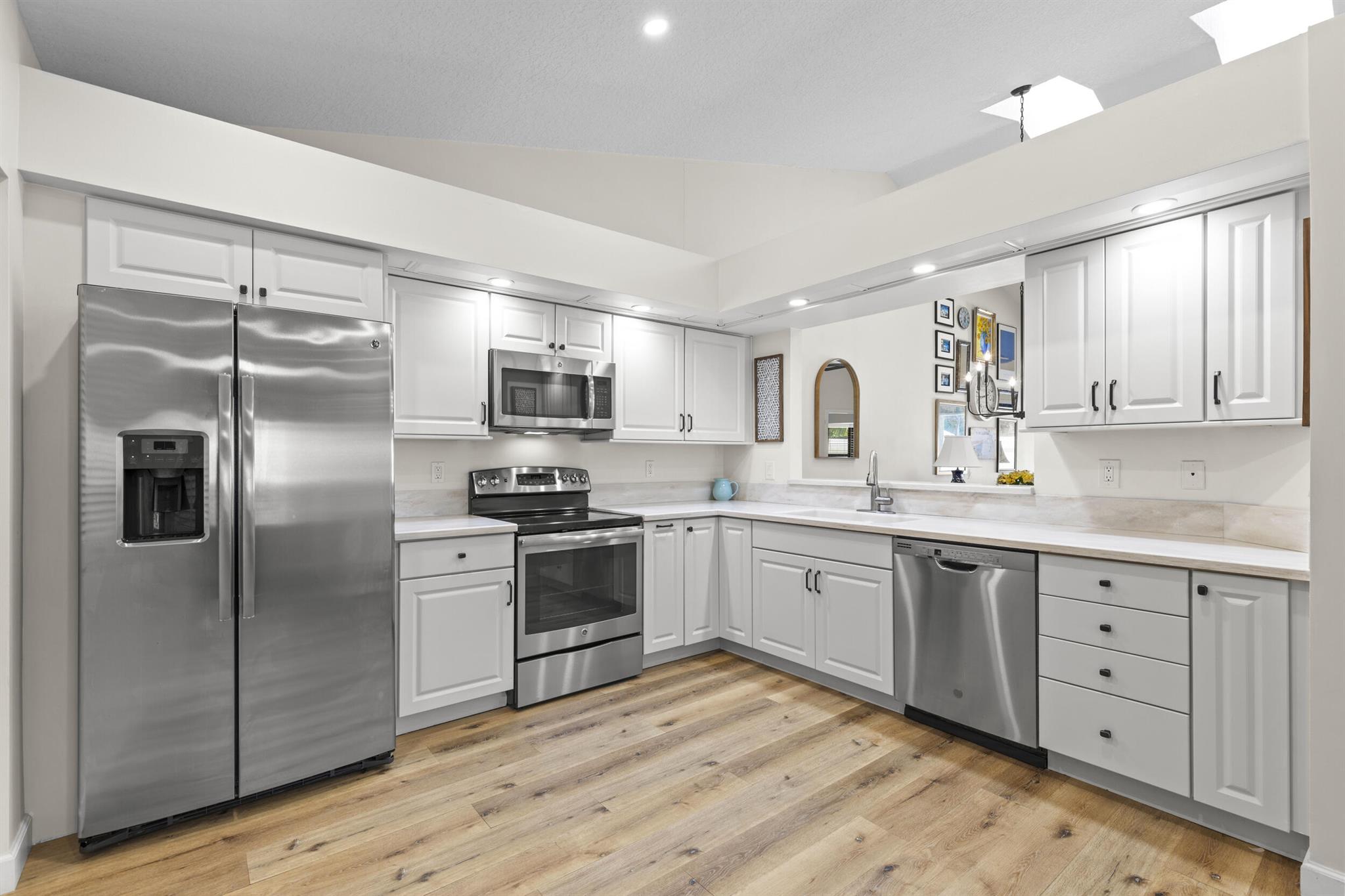 Image to showcase the property located at 701 Sea Oats Drive A-4