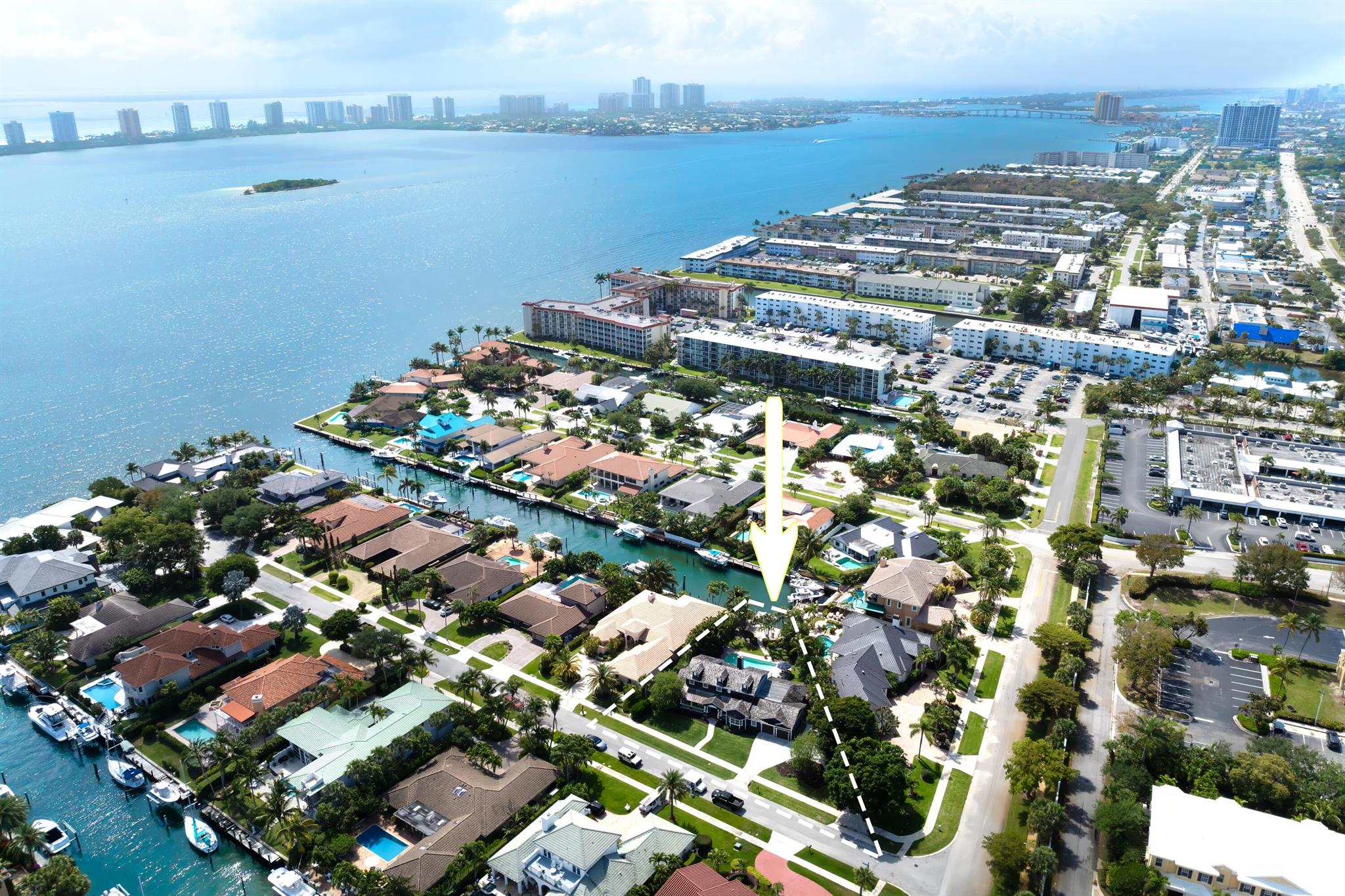 Image to showcase the property located at 142 Bowsprit Drive