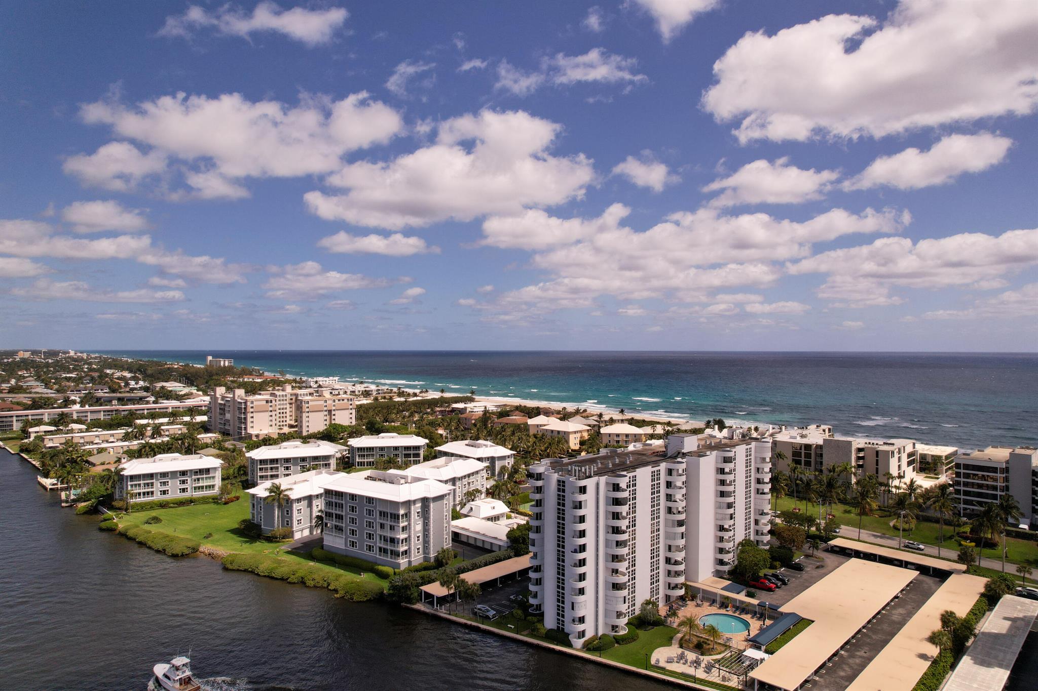 Condo for Sale in Delray Beach, FL