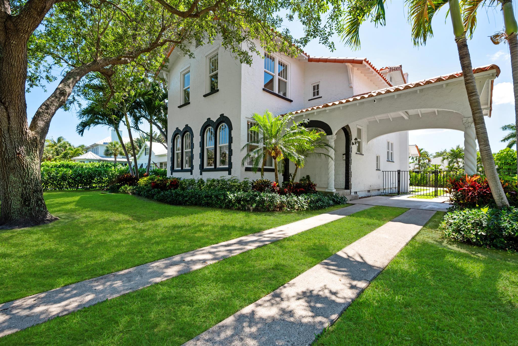 516 Swinton Avenue, Delray Beach, Florida 33444
