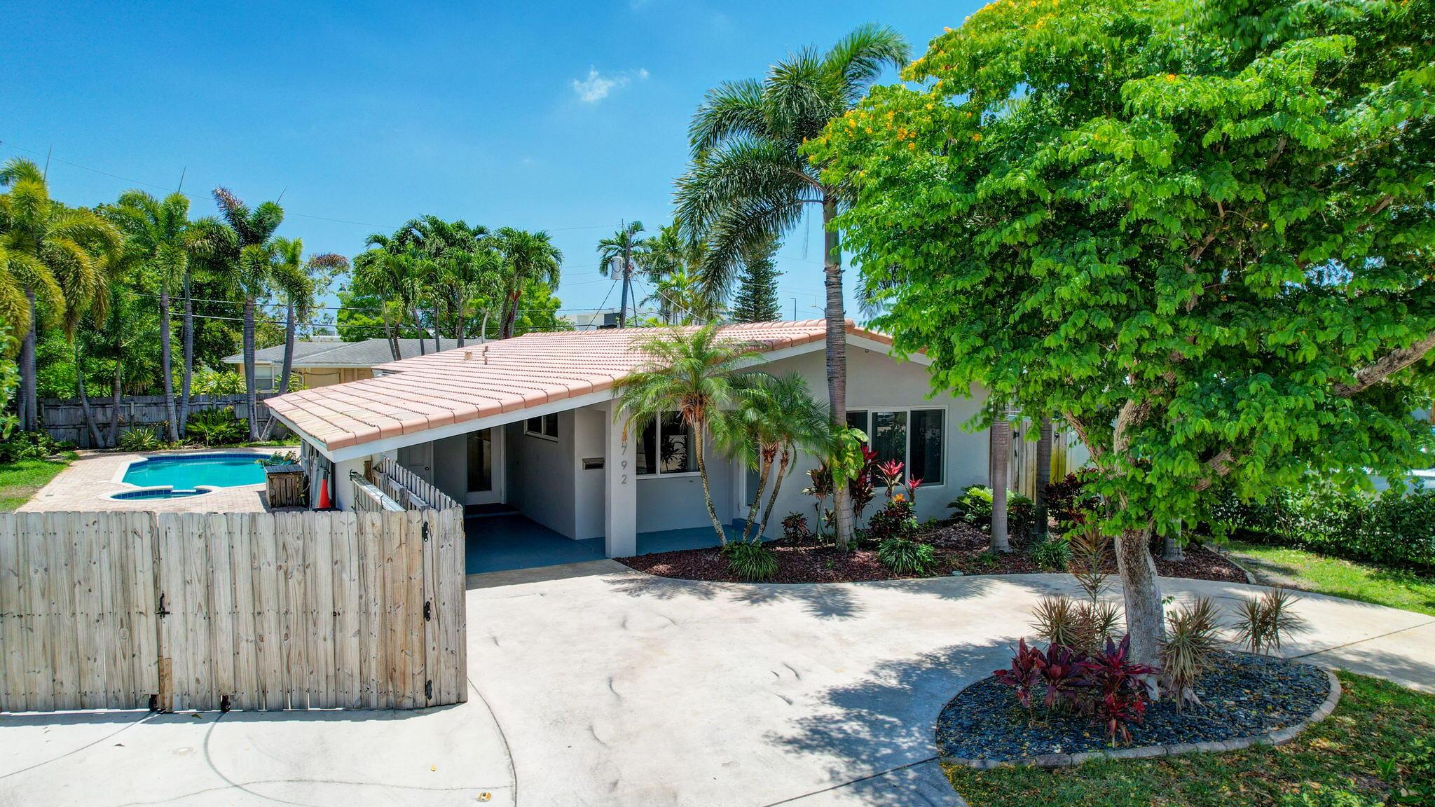 3792 19th Avenue, Oakland Park, Florida 33308