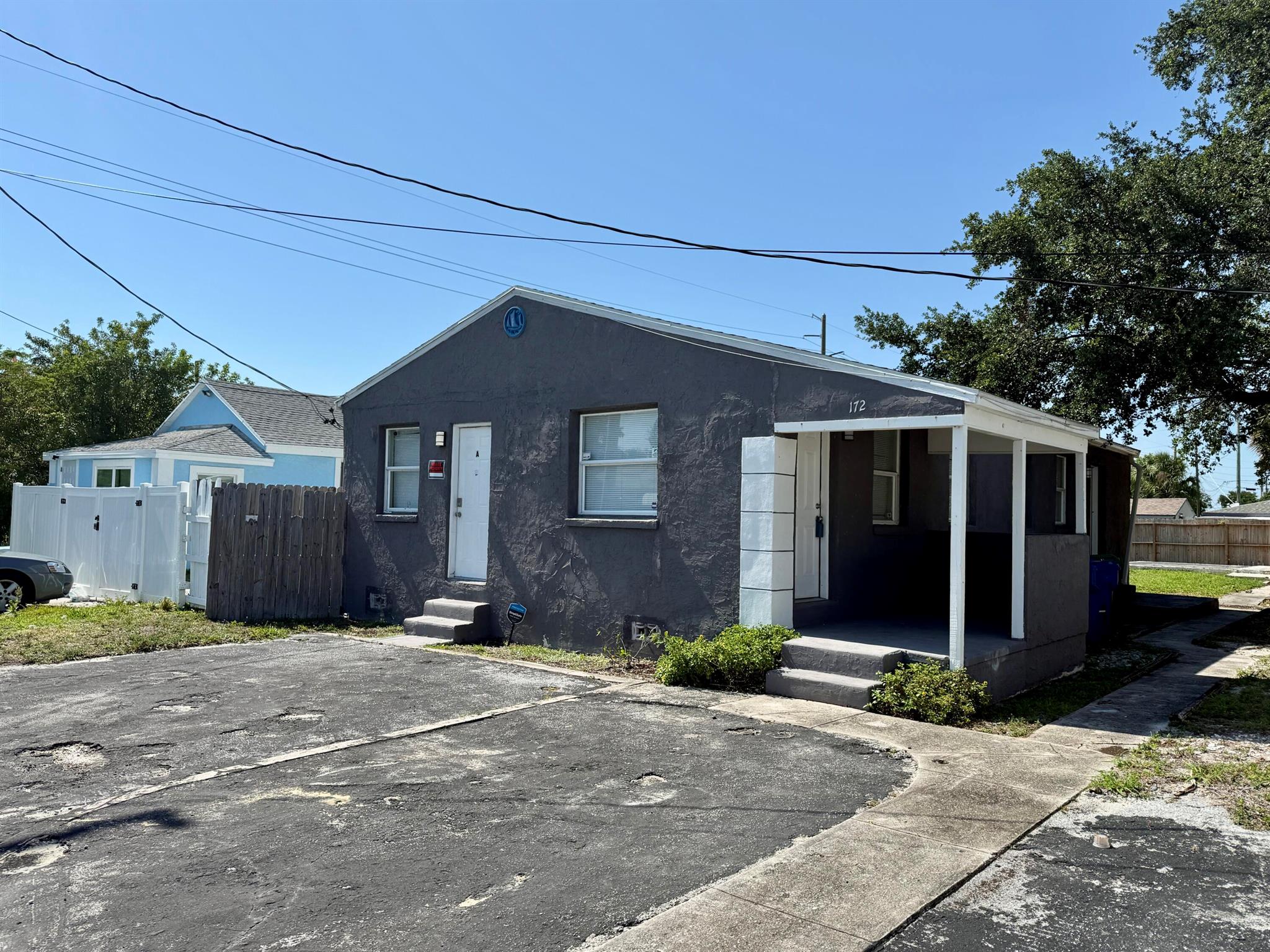 172 15th Street, Riviera Beach, Florida 33404