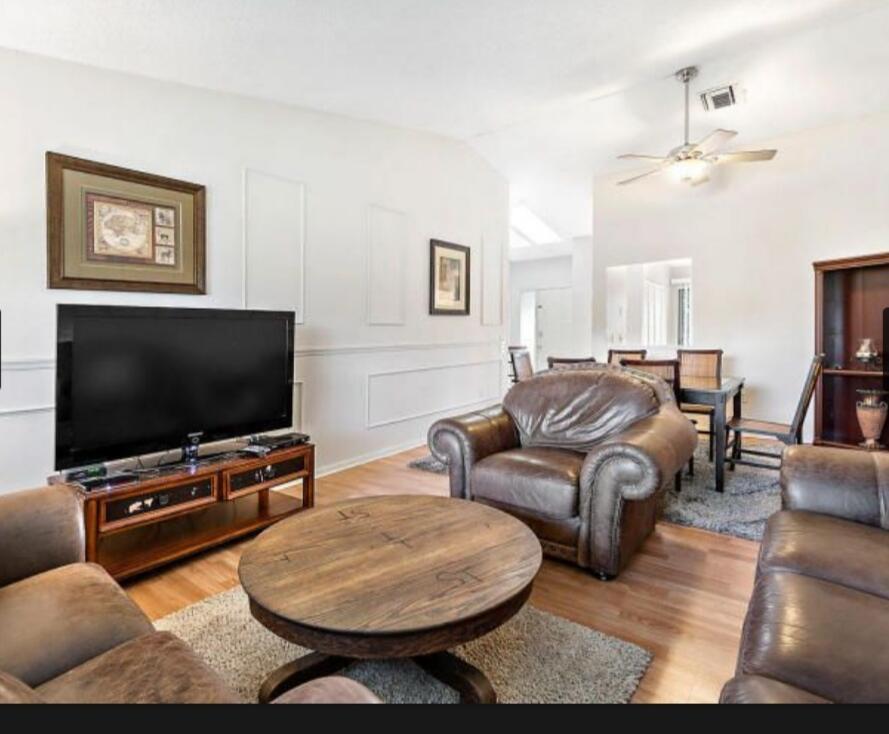 13135 Chadwick Court Unit 7, Wellington, Florida 33414