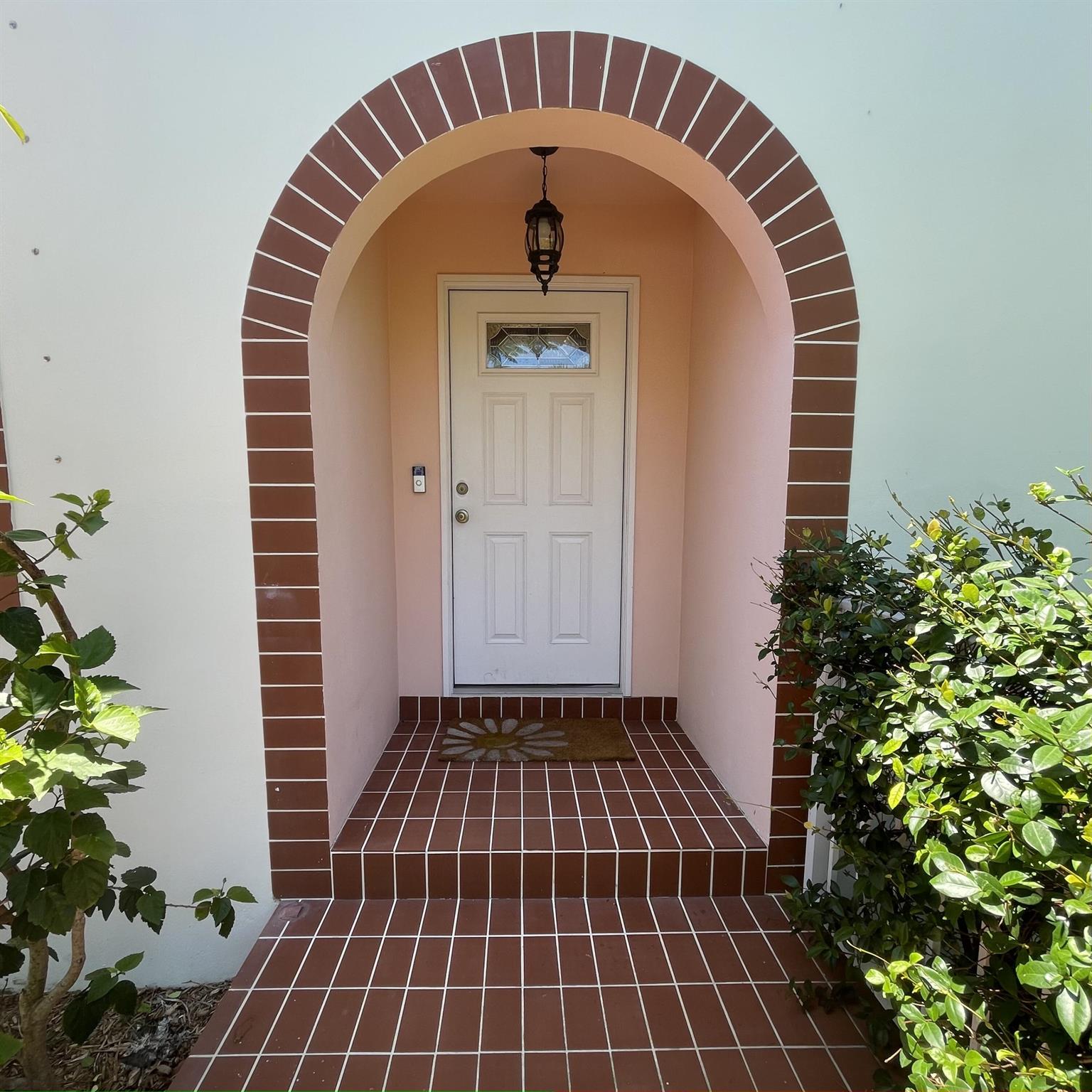 Image to showcase the property located at 470 S Mars Way NE