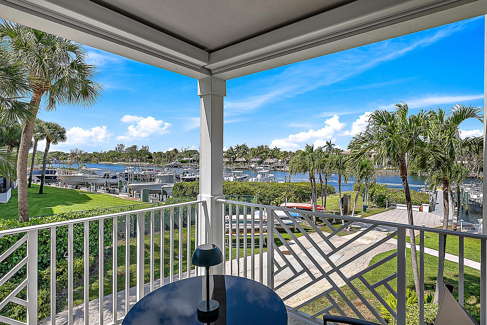 Image to showcase the property located at 621 Bay Colony Drive S & Slip 13