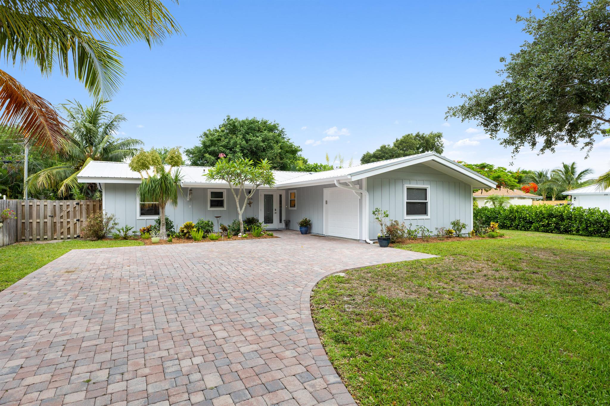 Image to showcase the property located at 454 Tequesta Drive