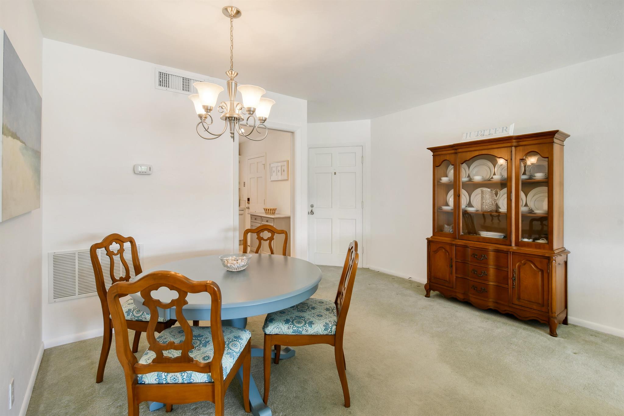 Image to showcase the property located at 4 Garden Street 204n