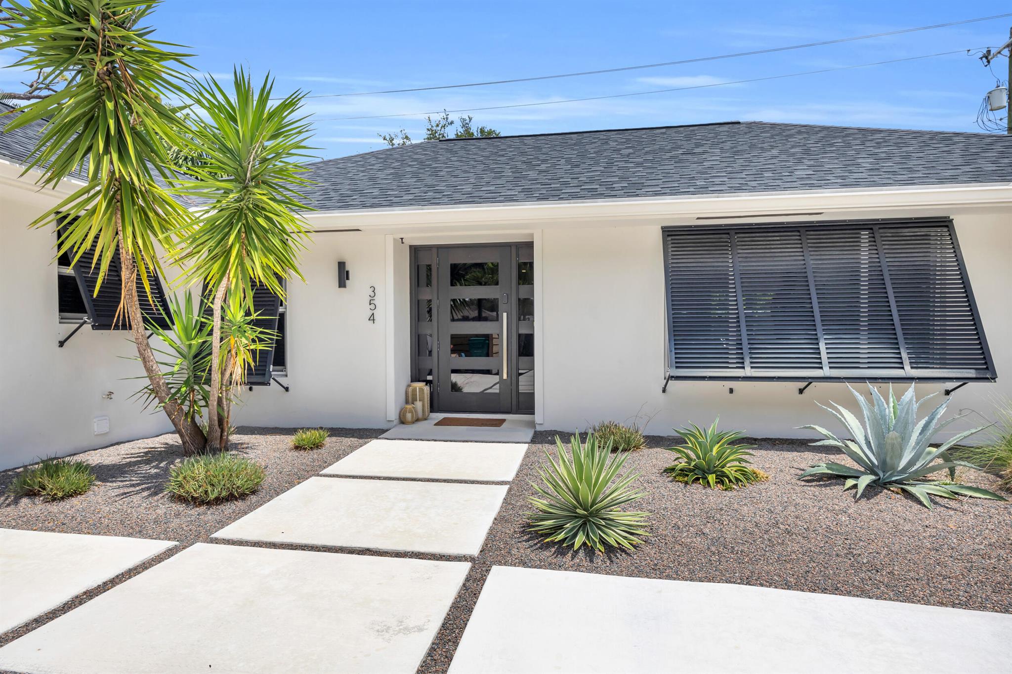 Image to showcase the property located at 354 Country Club Drive