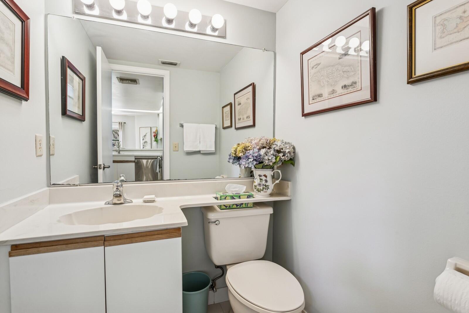 Image to showcase the property located at 24 Uno Lago Drive