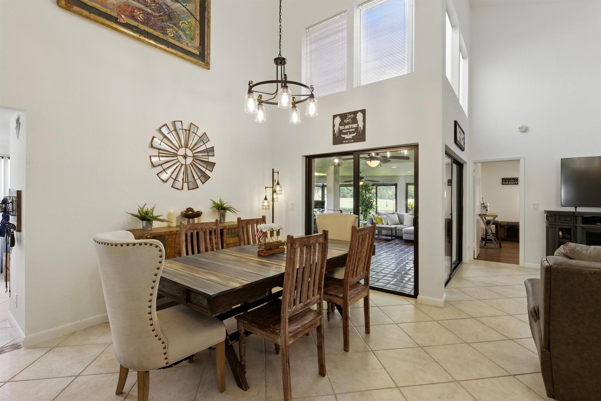5625 Lakeview Mews Court, Boynton Beach, Florida 33437