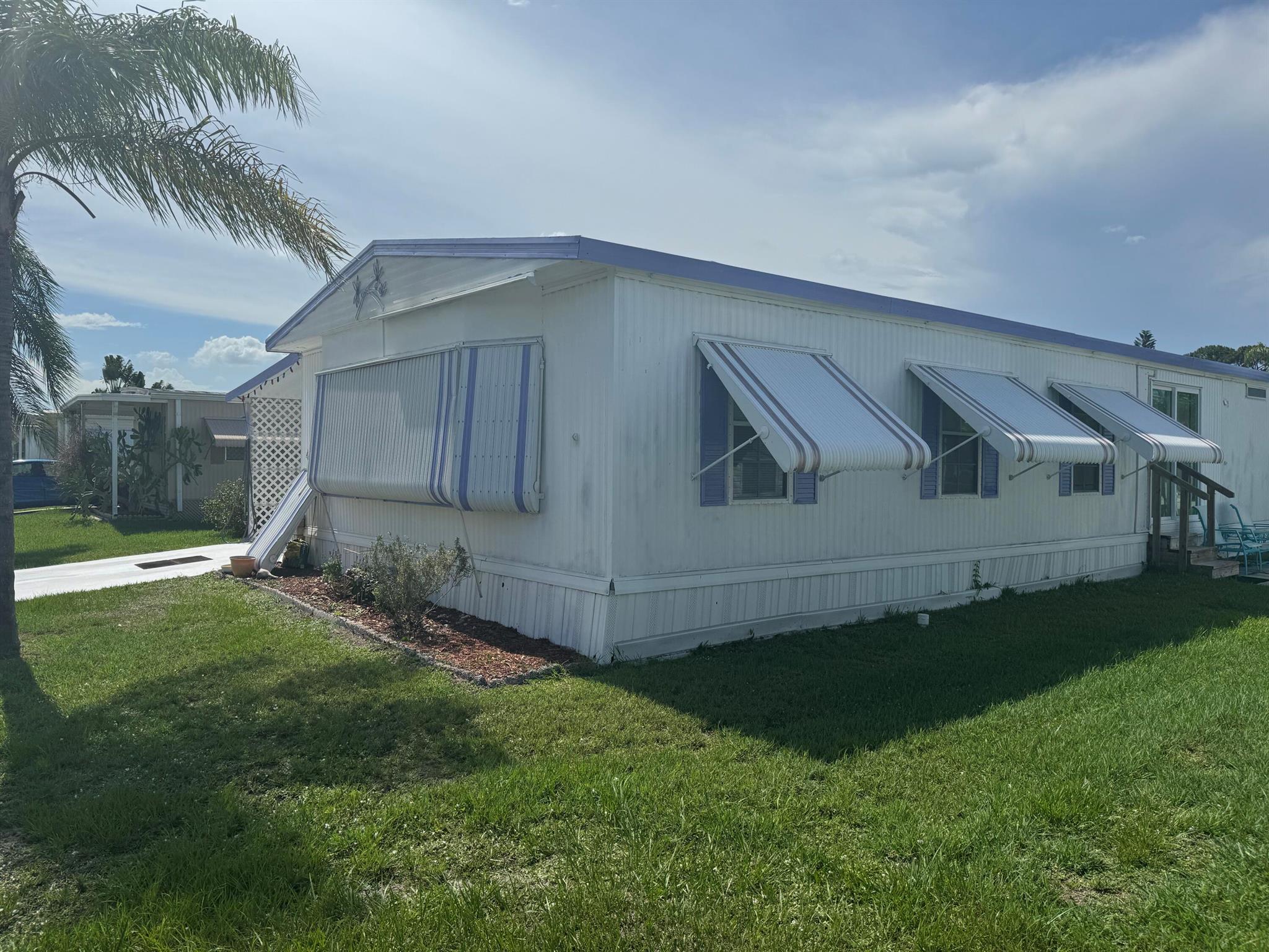 Homes for sale in Port St Lucie, FL | 4 Giralda, Port St Lucie, FL 34952 | MLS# R11095168