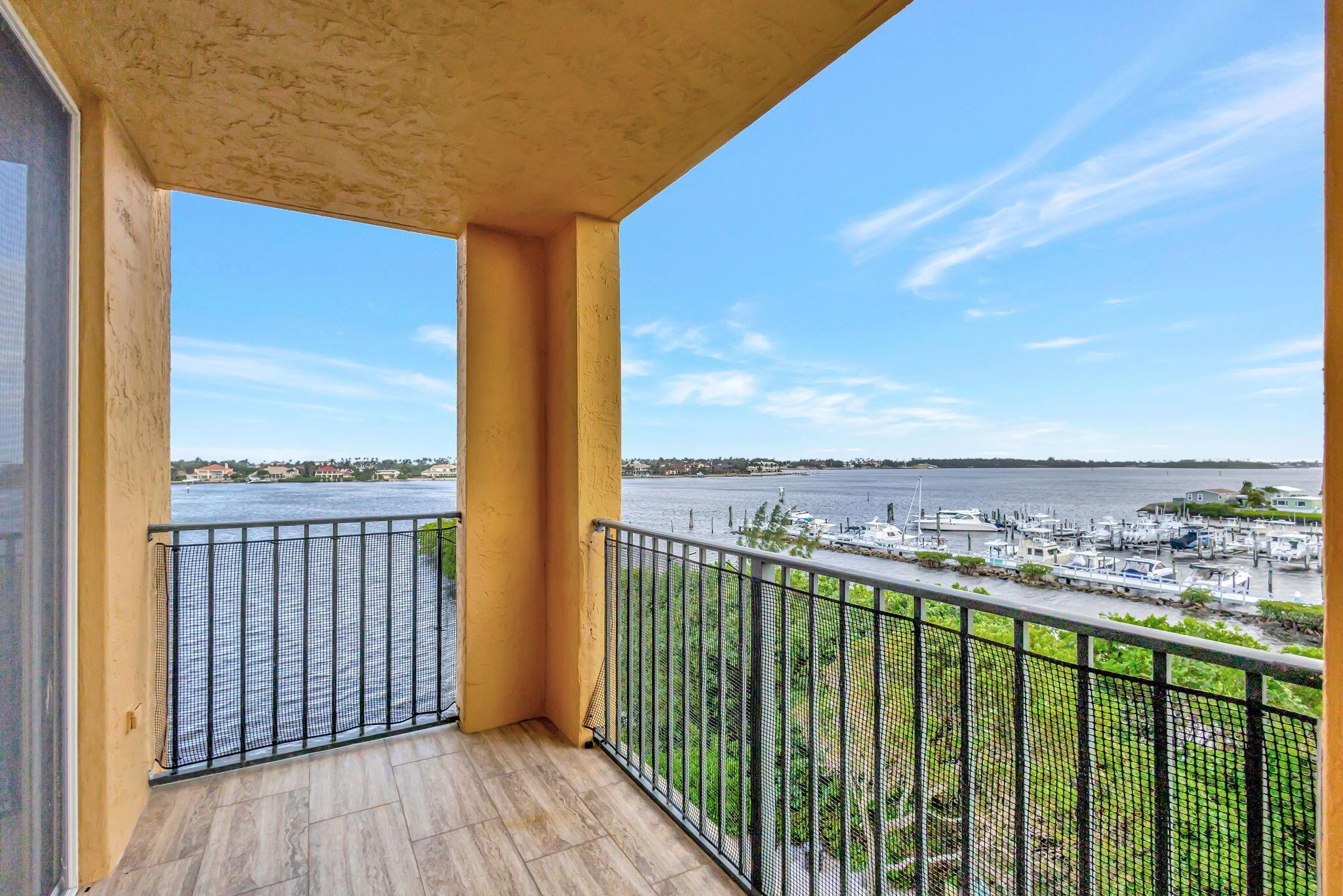 1200 Scotia Drive Unit 502, Hypoluxo, Florida 33462