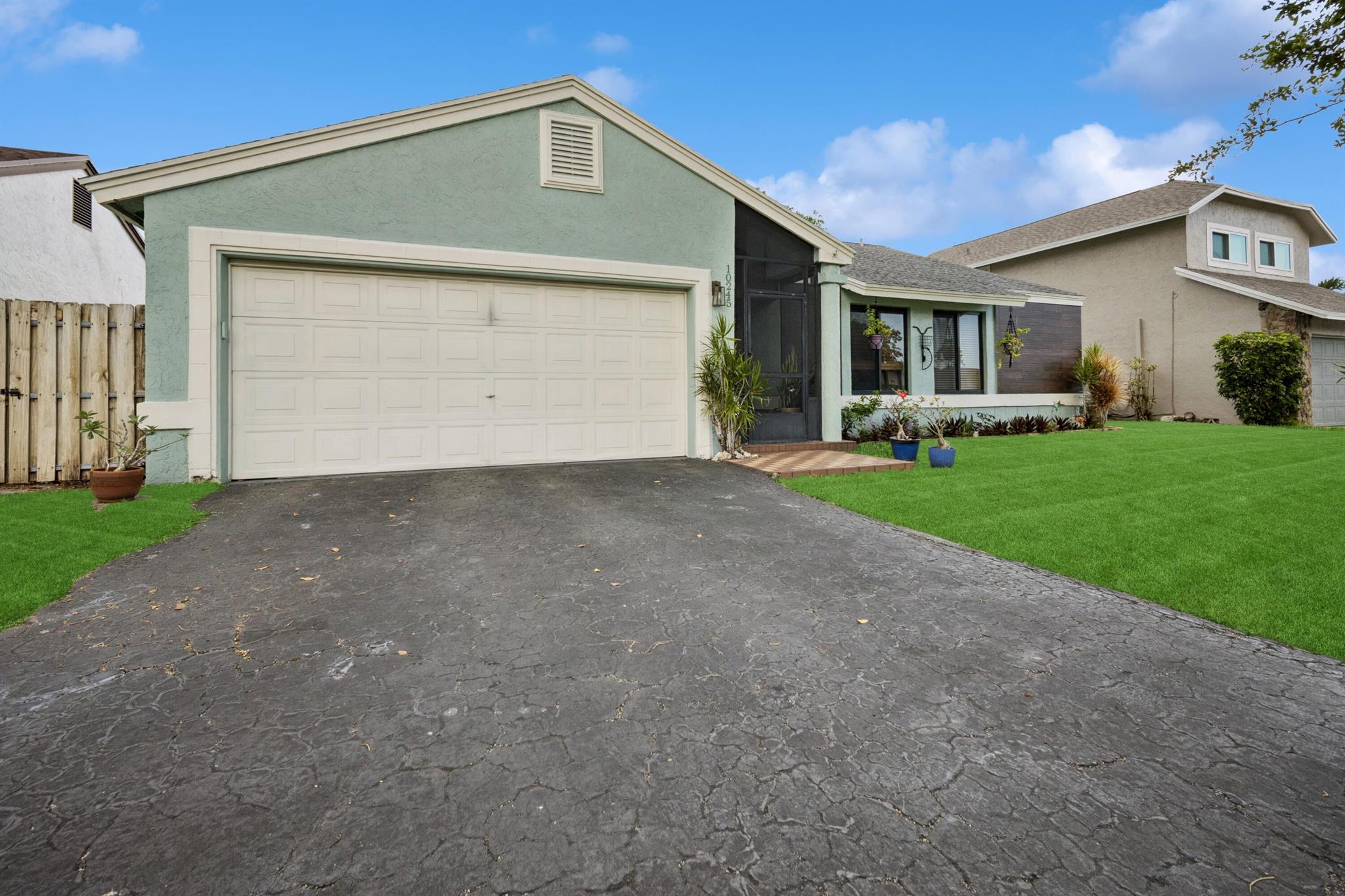 10245 31 Court, Sunrise, Florida 33351