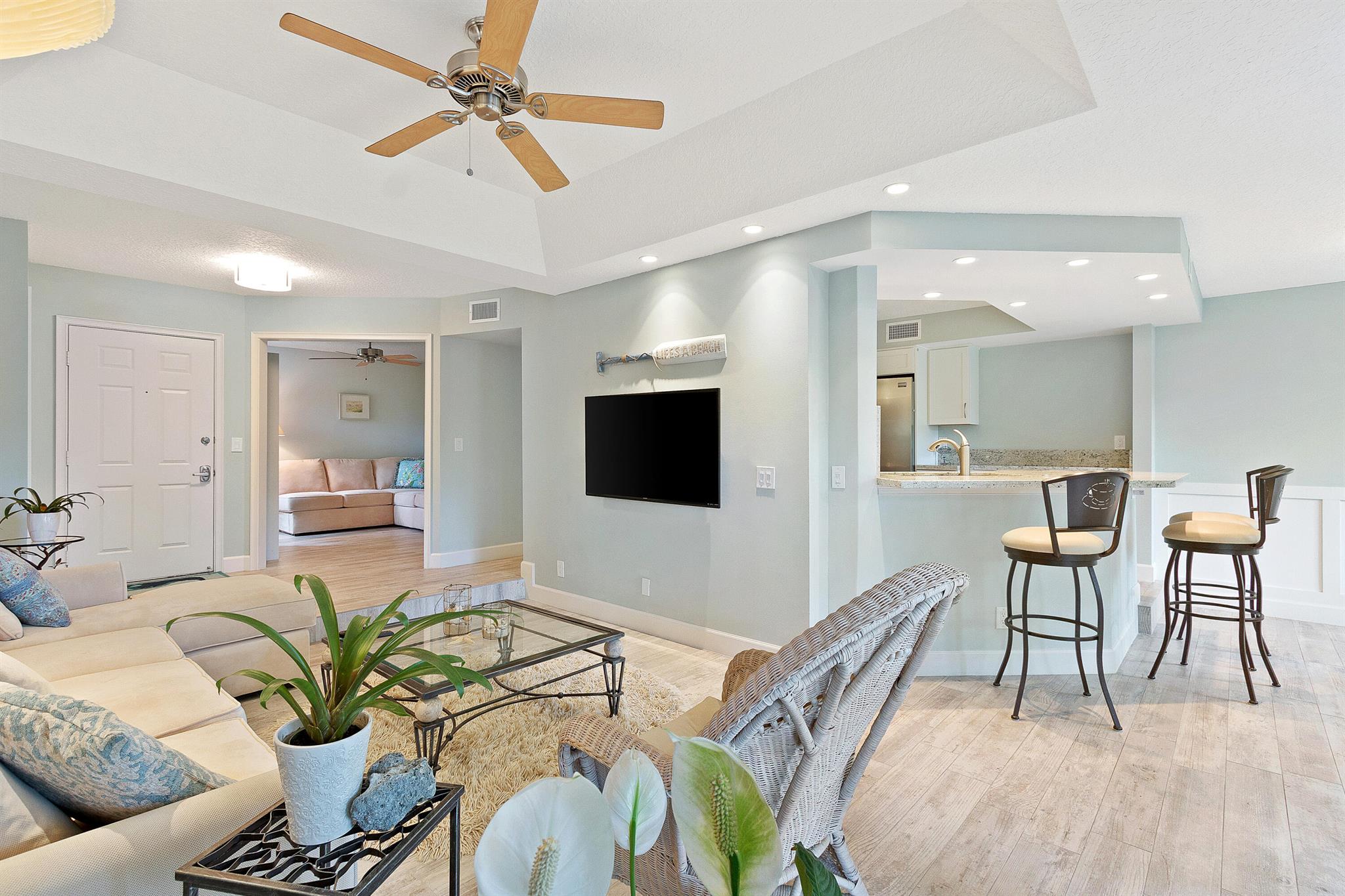 Image to showcase the property located at 204 Sea Oats Drive D