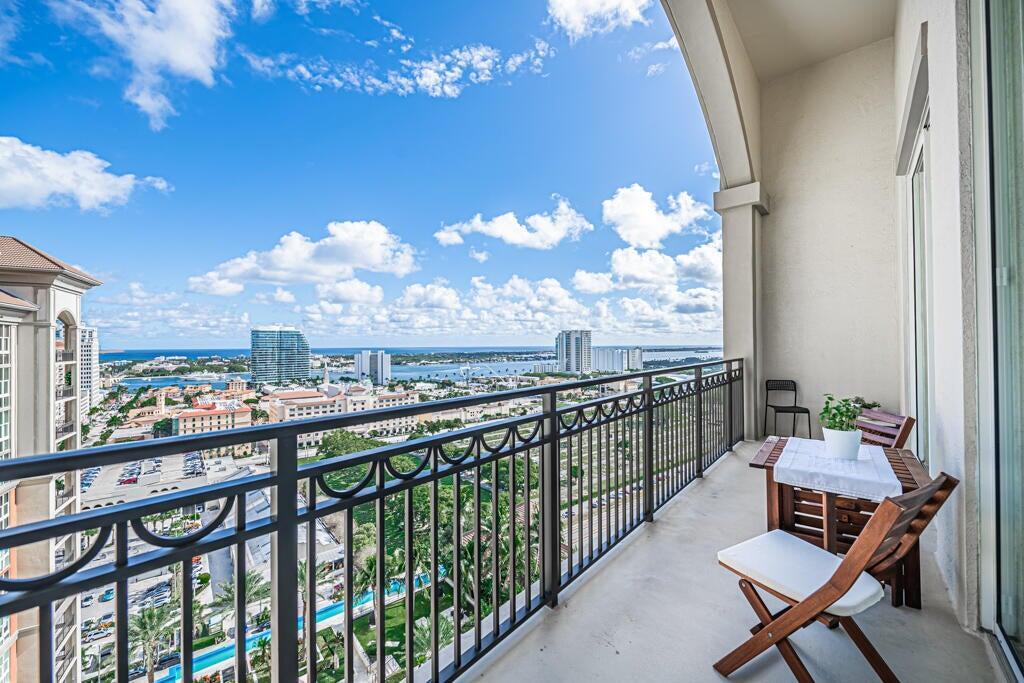 550 Okeechobee Boulevard Unit Uph-15, West Palm Beach, Florida 33401