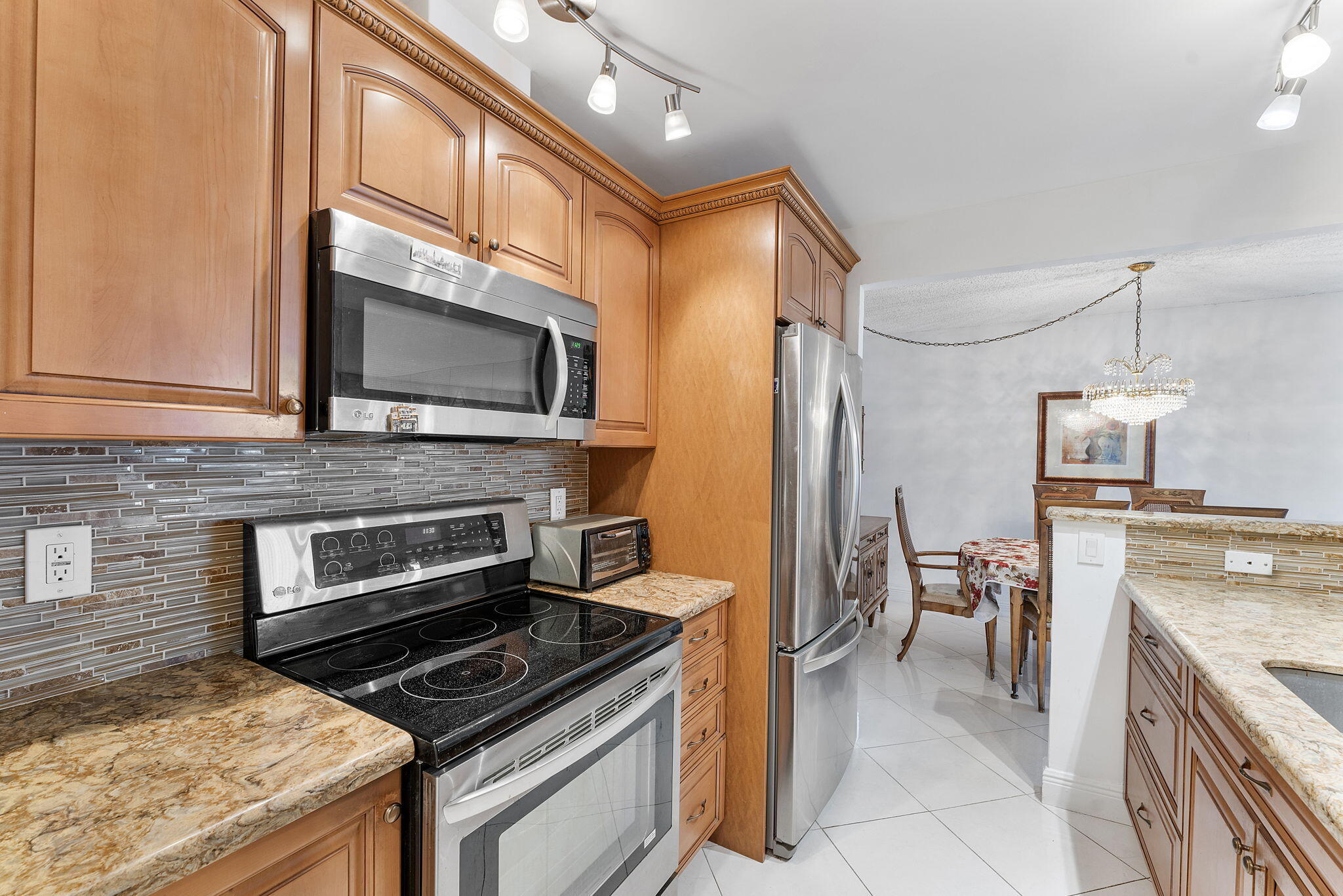 1009 N Ocean Blvd 511