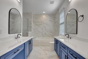 House for Sale in Boca Raton, FL