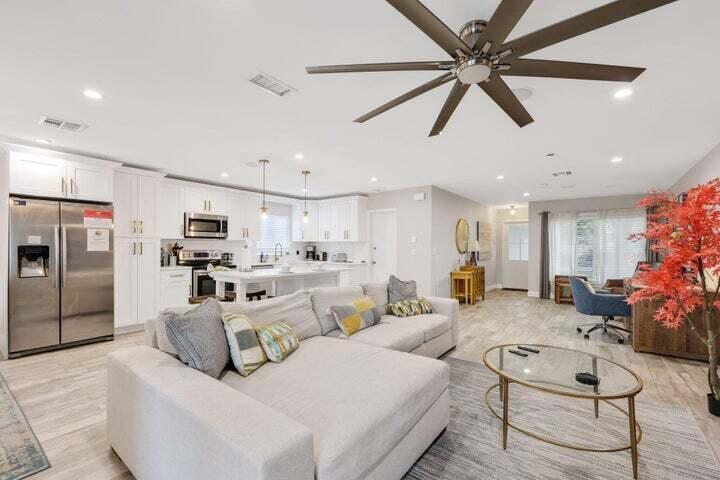 513 Curlew Road