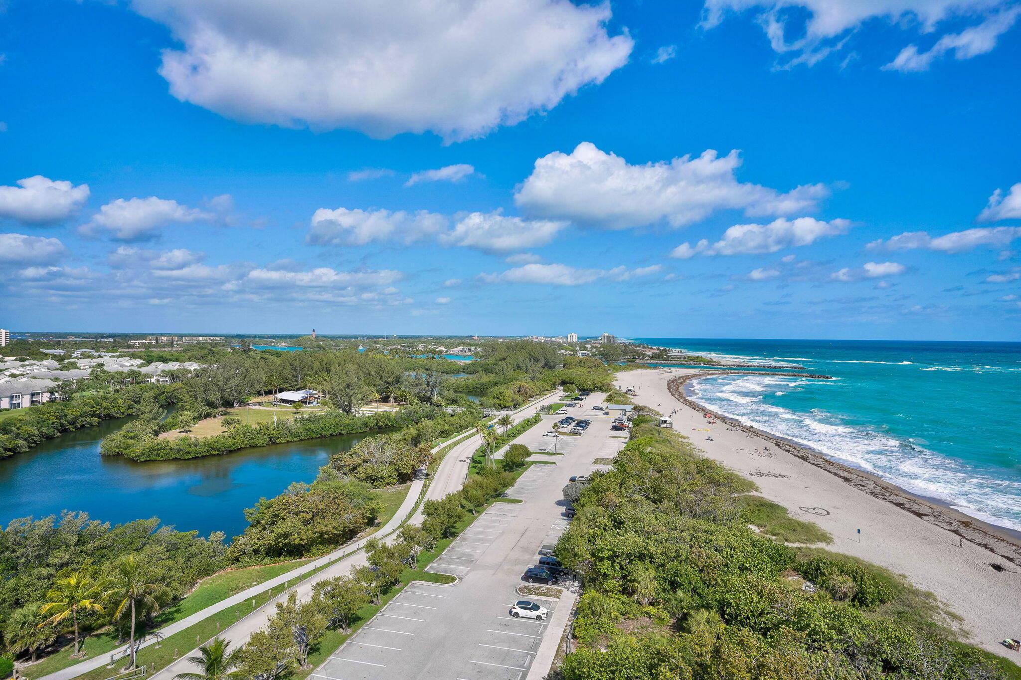 Image to showcase the property located at 400 Ocean Trail Way 707