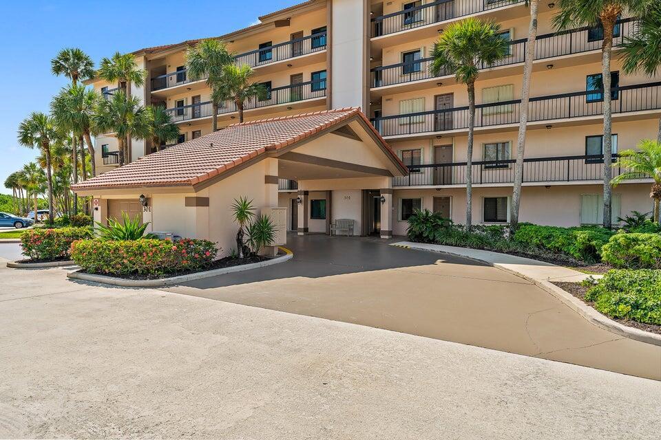 301 Ocean Bluffs Boulevard 405