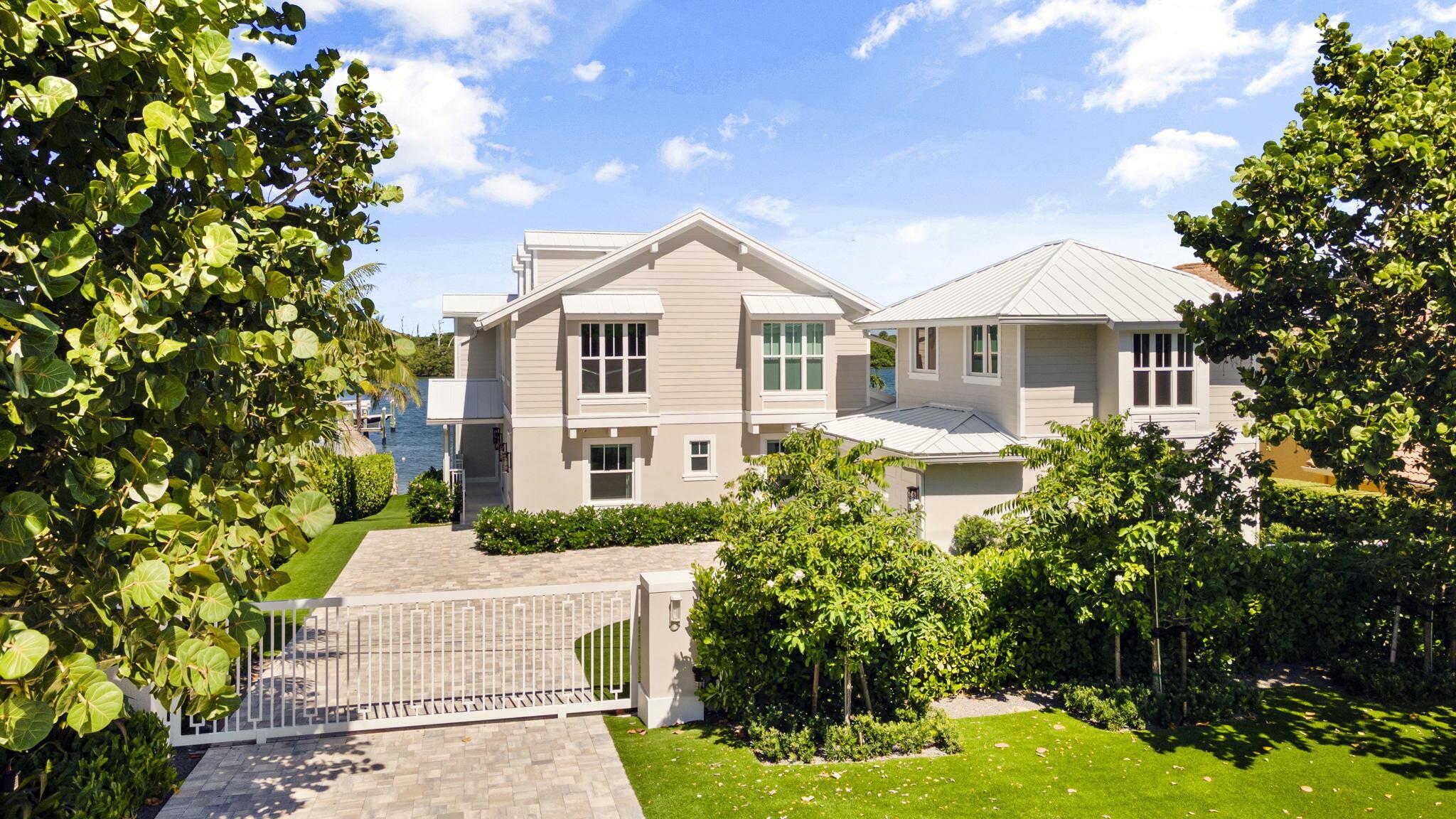 Image to showcase the property located at 18119 SE Federal Highway