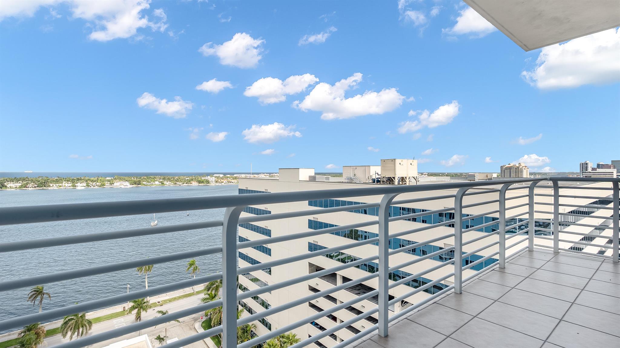 Condo for Sale in West Palm Beach, FL