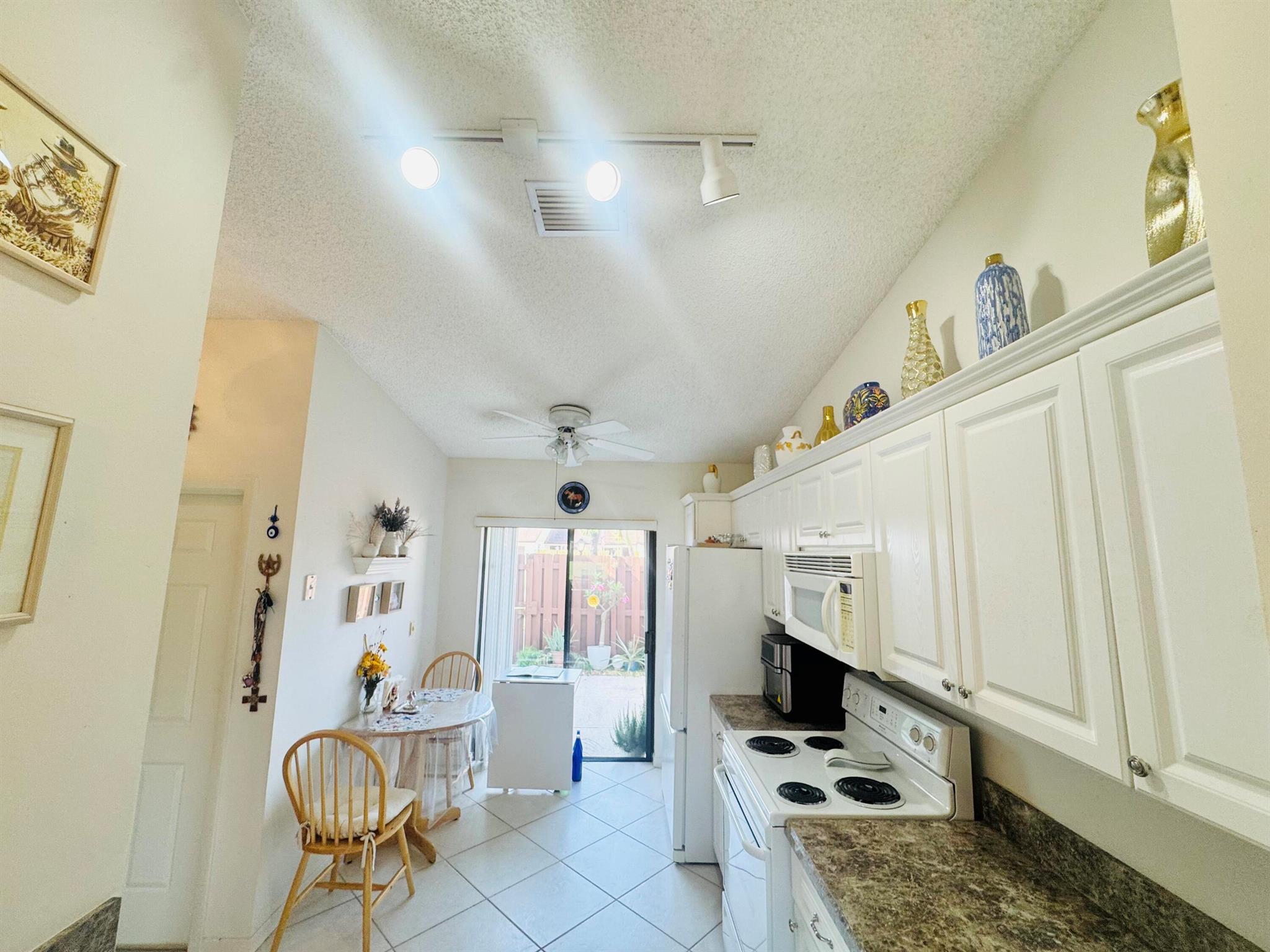 Homes for sale in Boynton Beach, FL | 3815 Lace Vine Lane, Boynton Beach, FL 33436 | MLS# R11097713