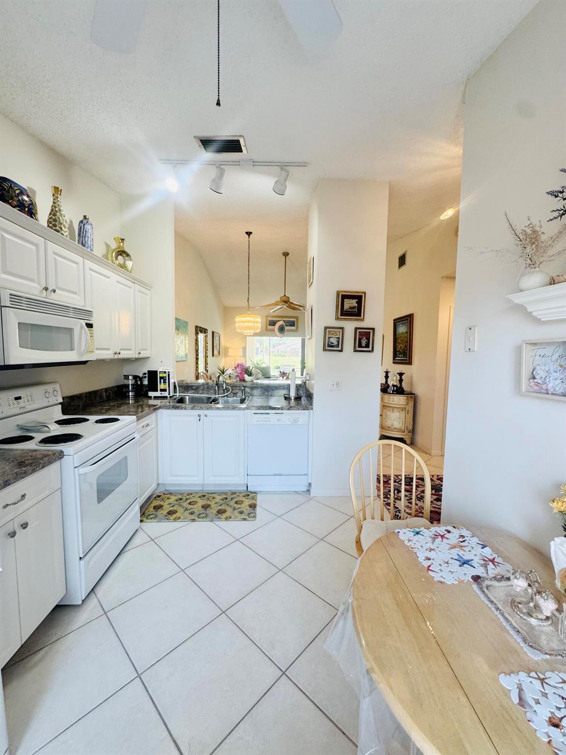 Homes for sale in Boynton Beach, FL | 3815 Lace Vine Lane, Boynton Beach, FL 33436 | MLS# R11097713