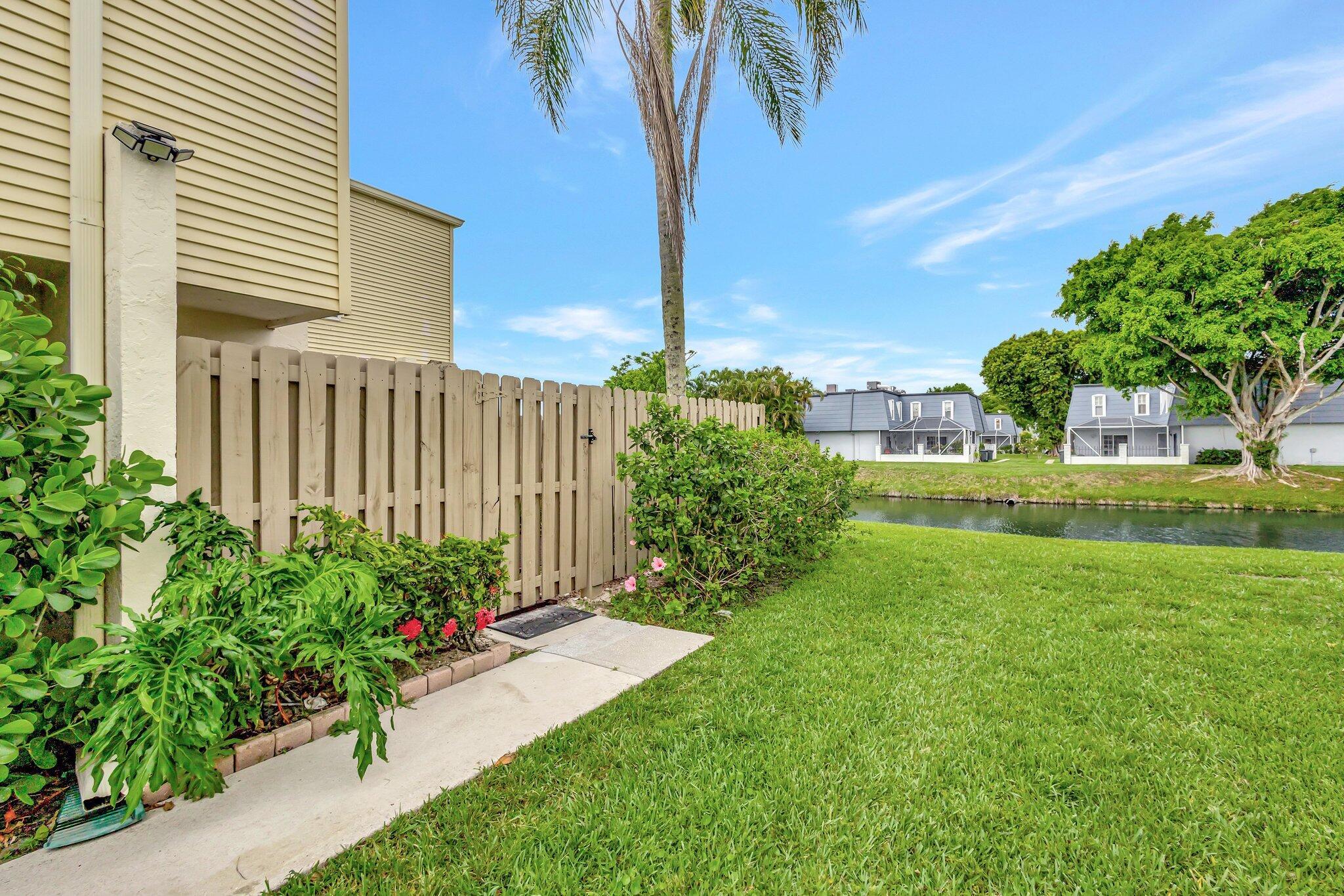 Homes for sale in Wellington, FL | 1586 Shaker Circle, Wellington, FL 33414 | MLS# R11097732